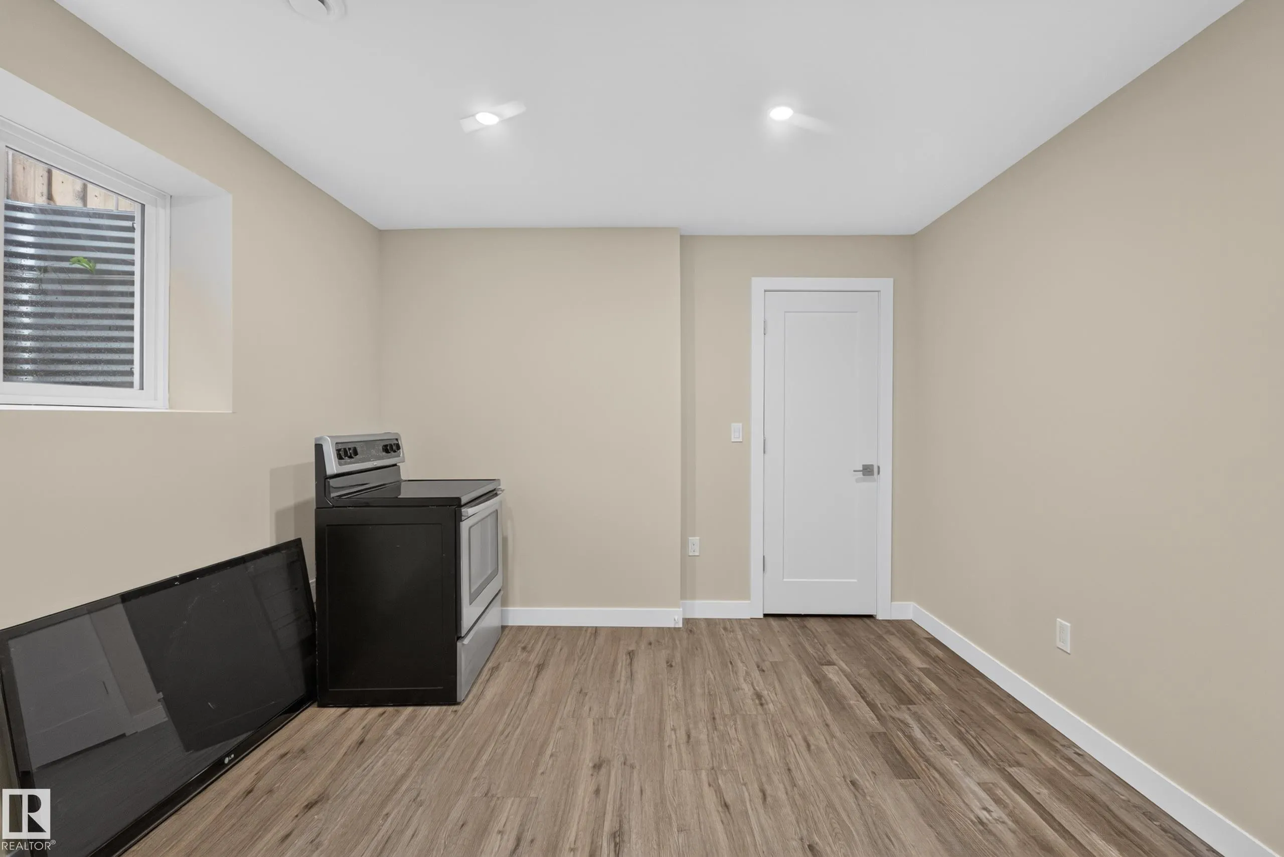 7014 CHIVERS Loop