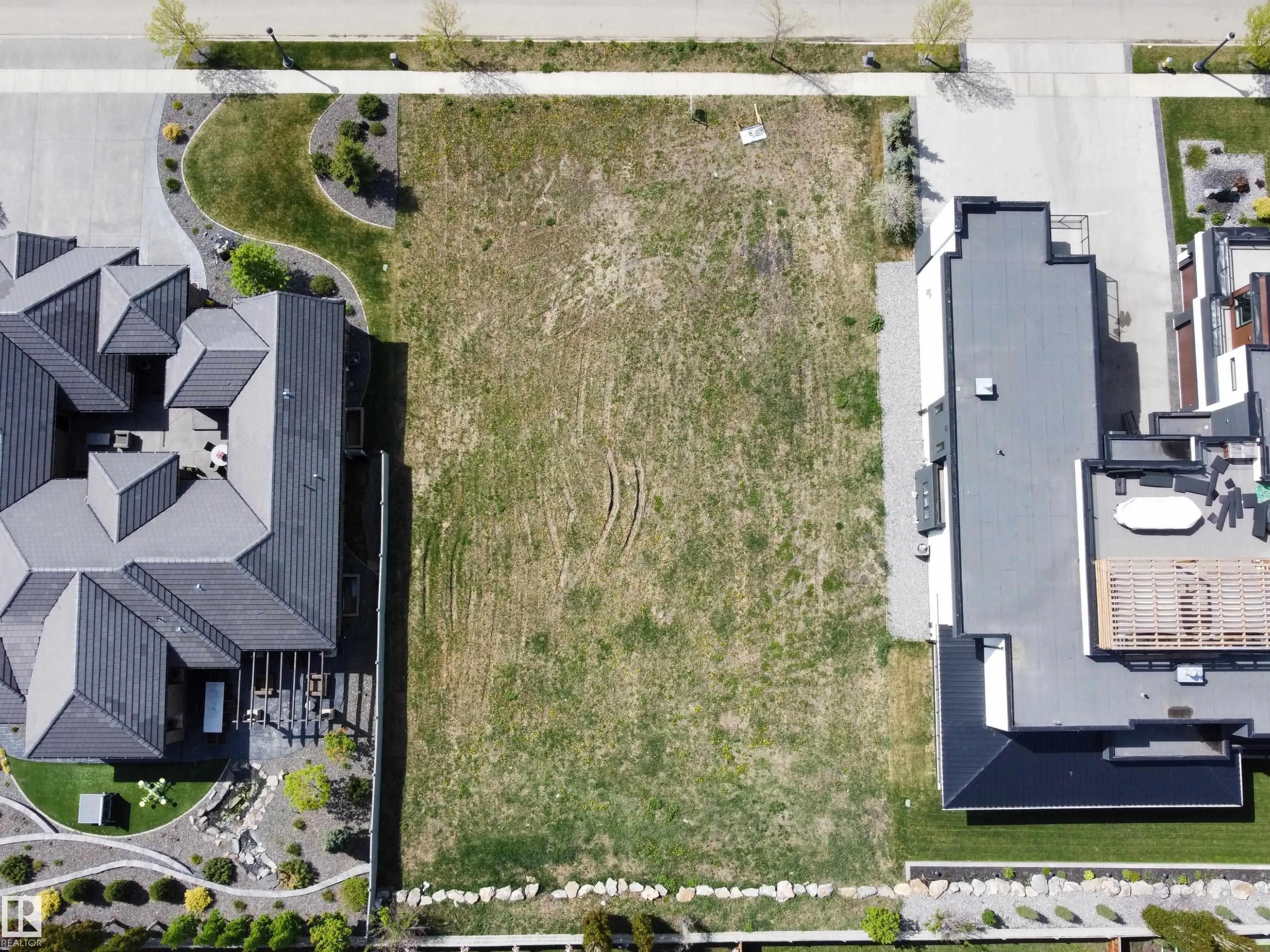 21 WINDERMERE Drive