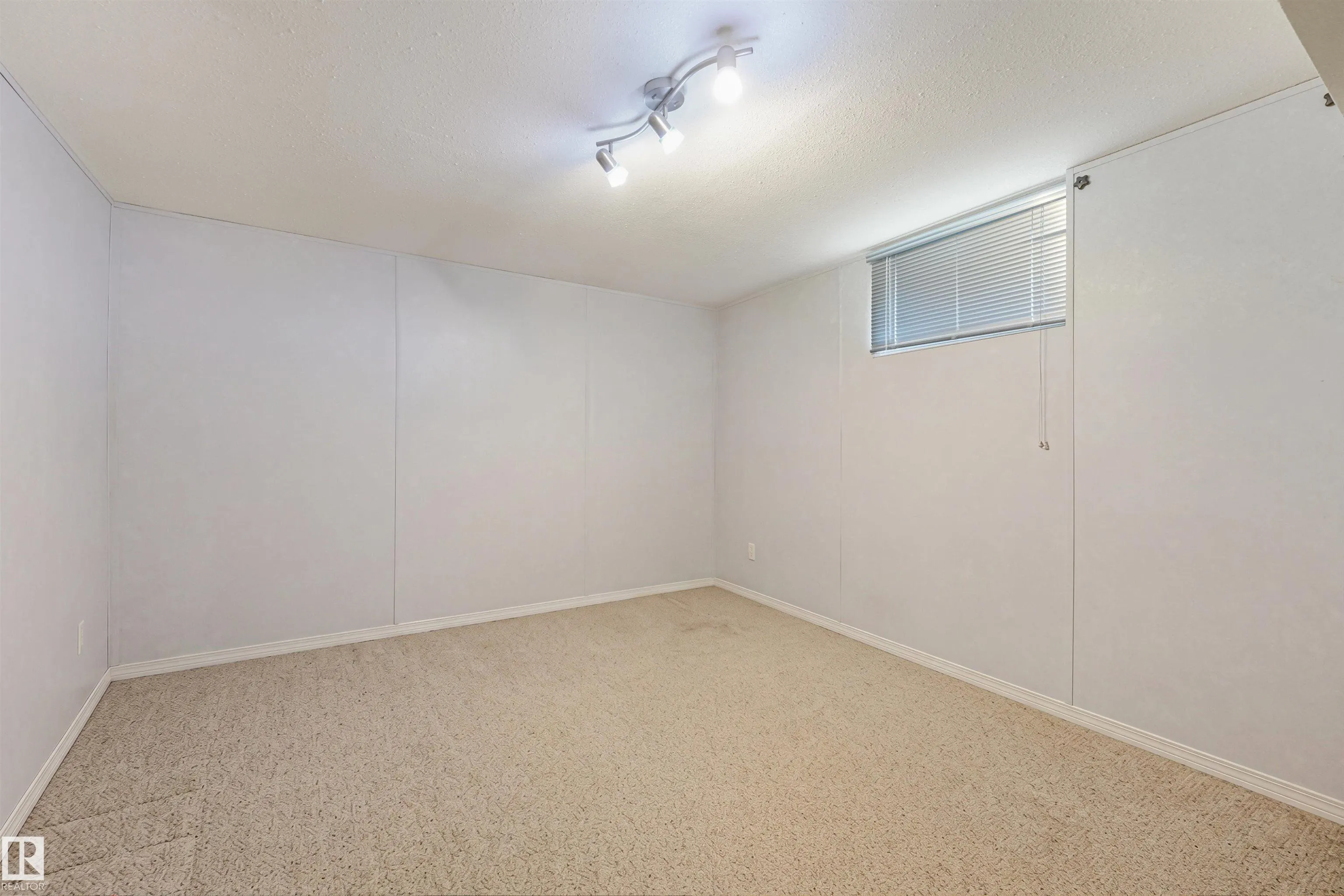52411 RGE ROAD 214