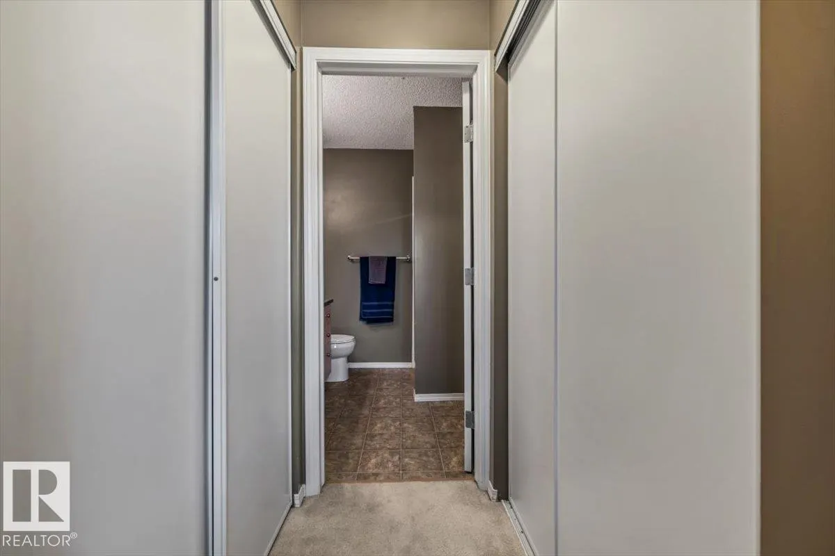 70 WOODSMERE Close