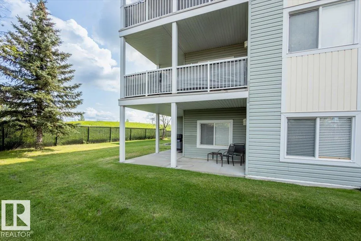 70 WOODSMERE Close