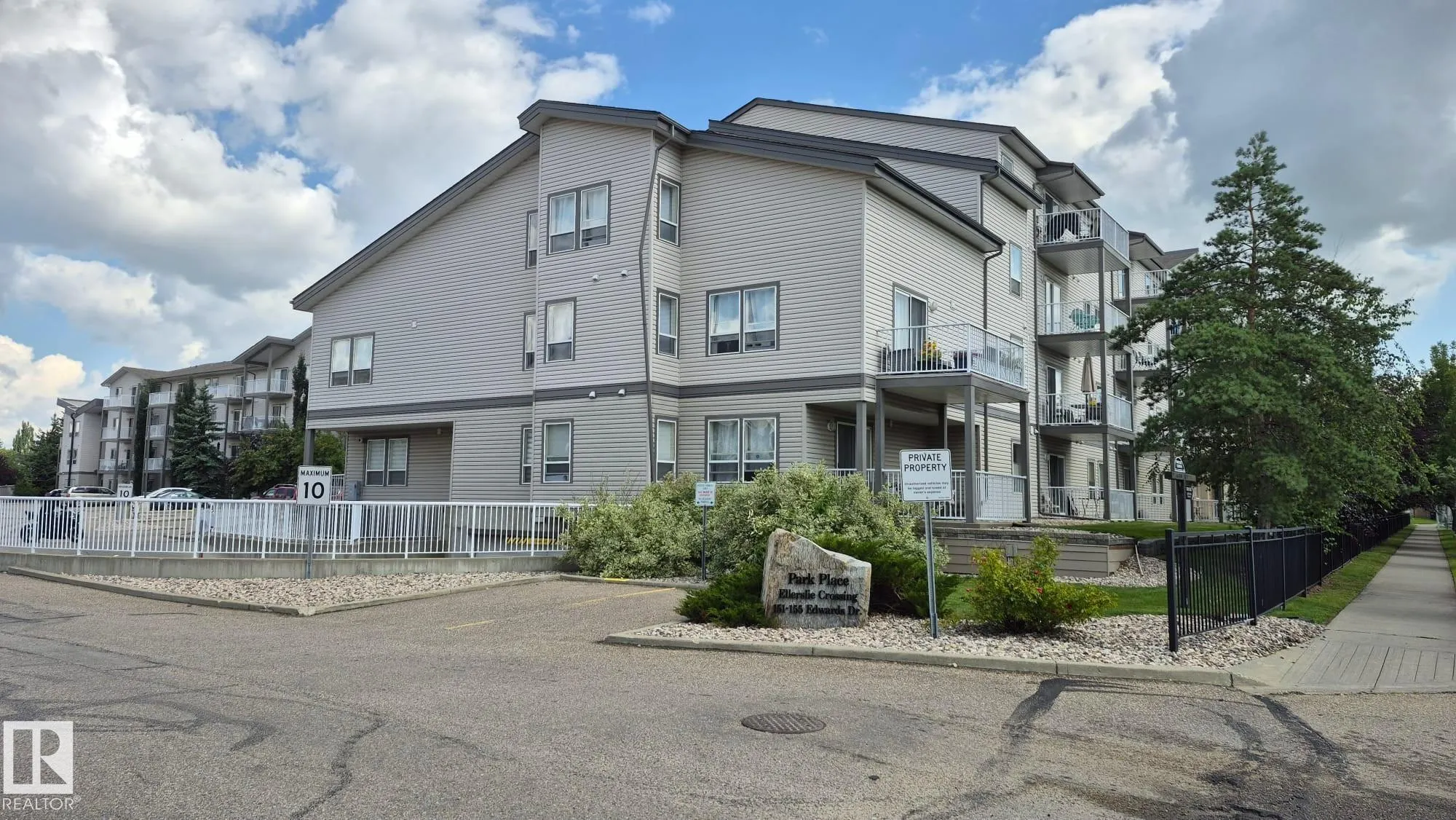 151 EDWARDS Drive