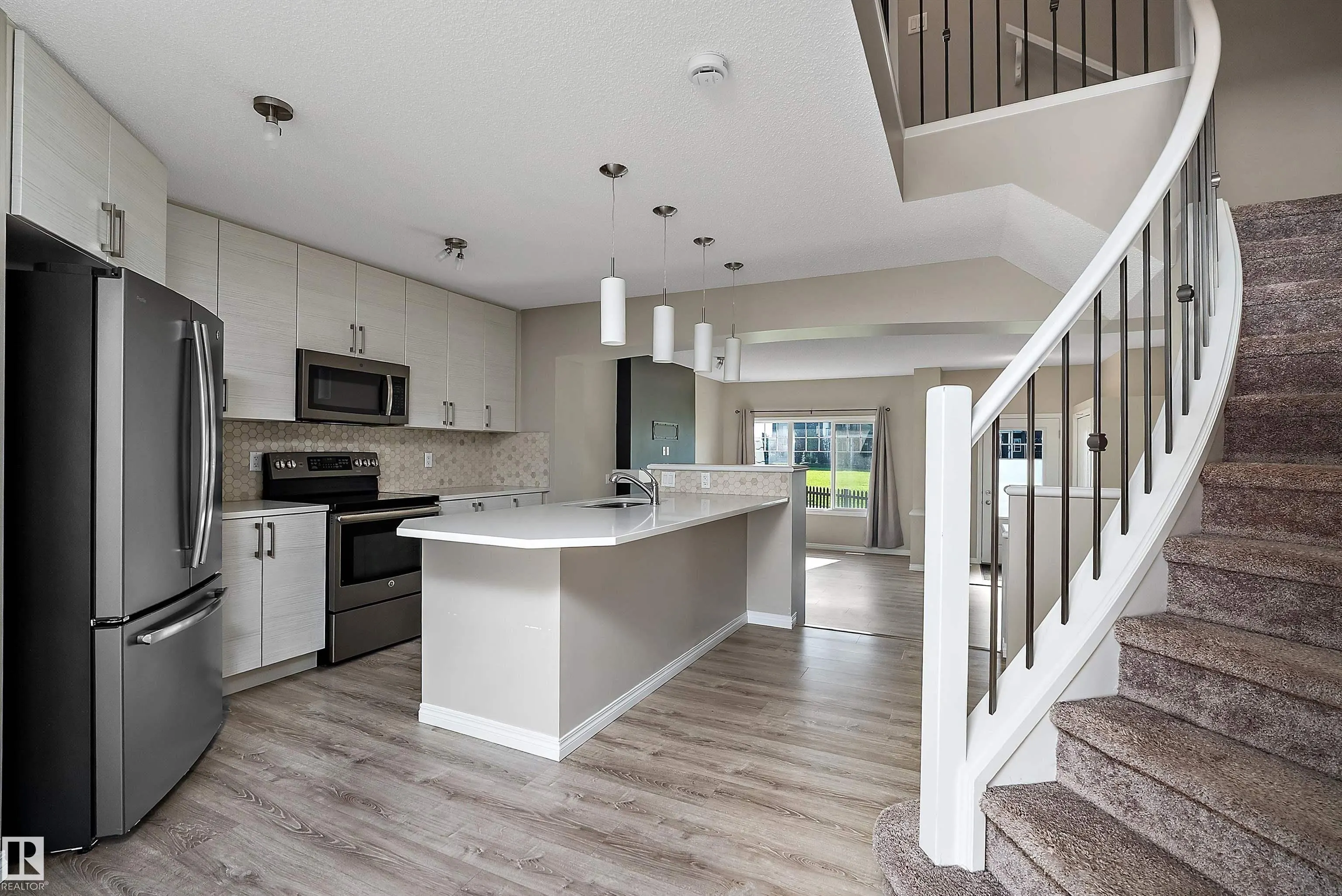 4037 PROWSE Lane