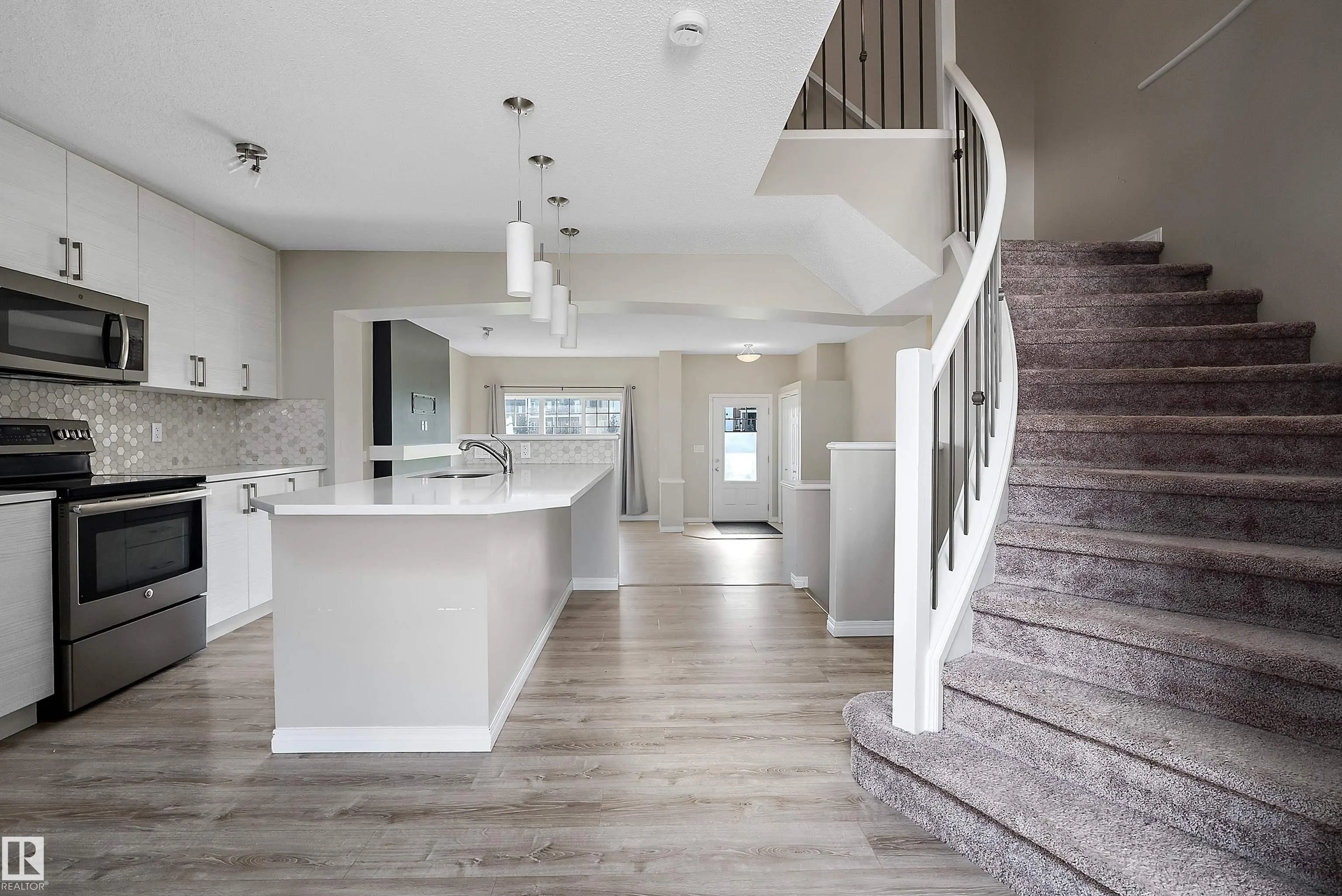 4037 PROWSE Lane
