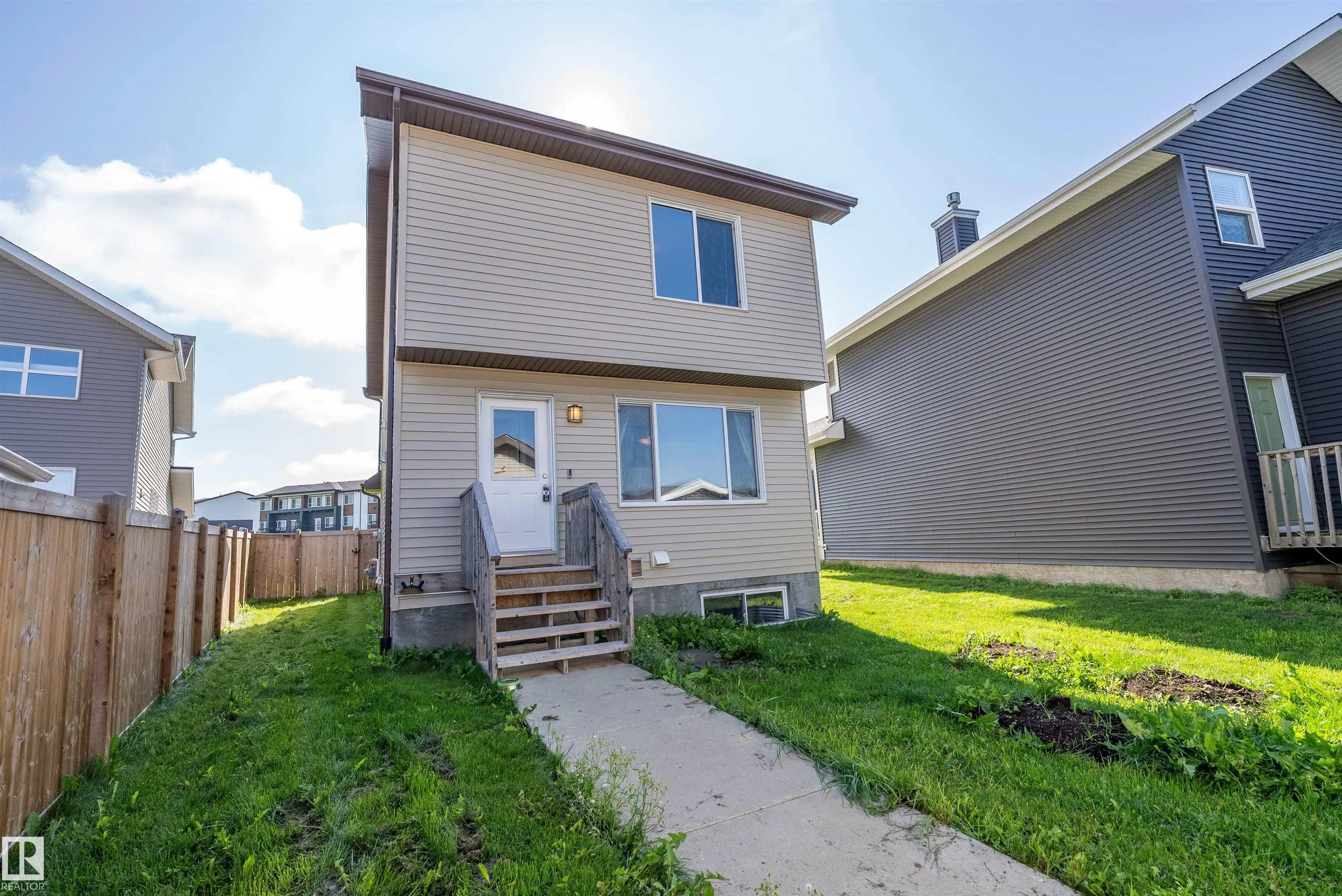 4037 PROWSE Lane