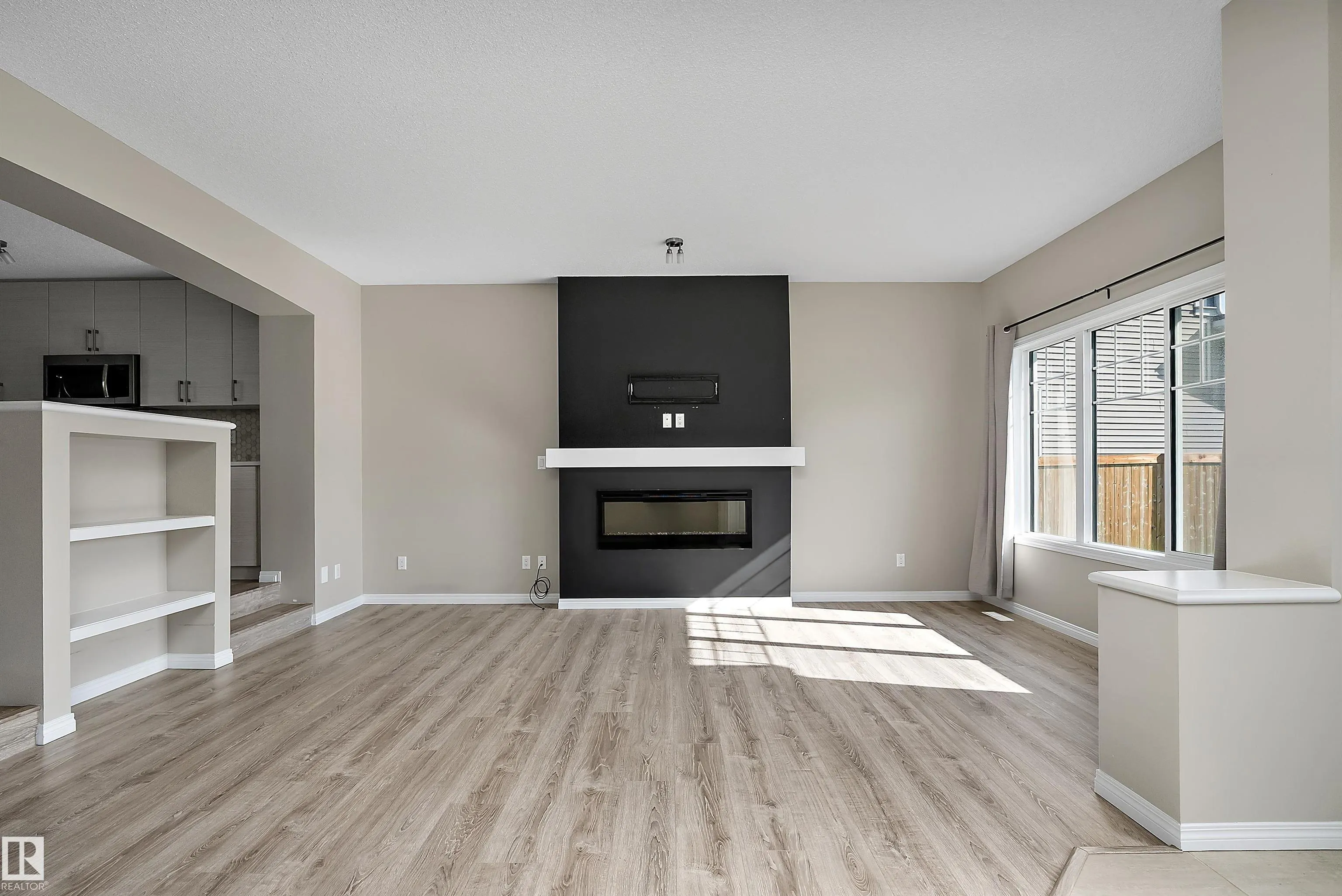 4037 PROWSE Lane