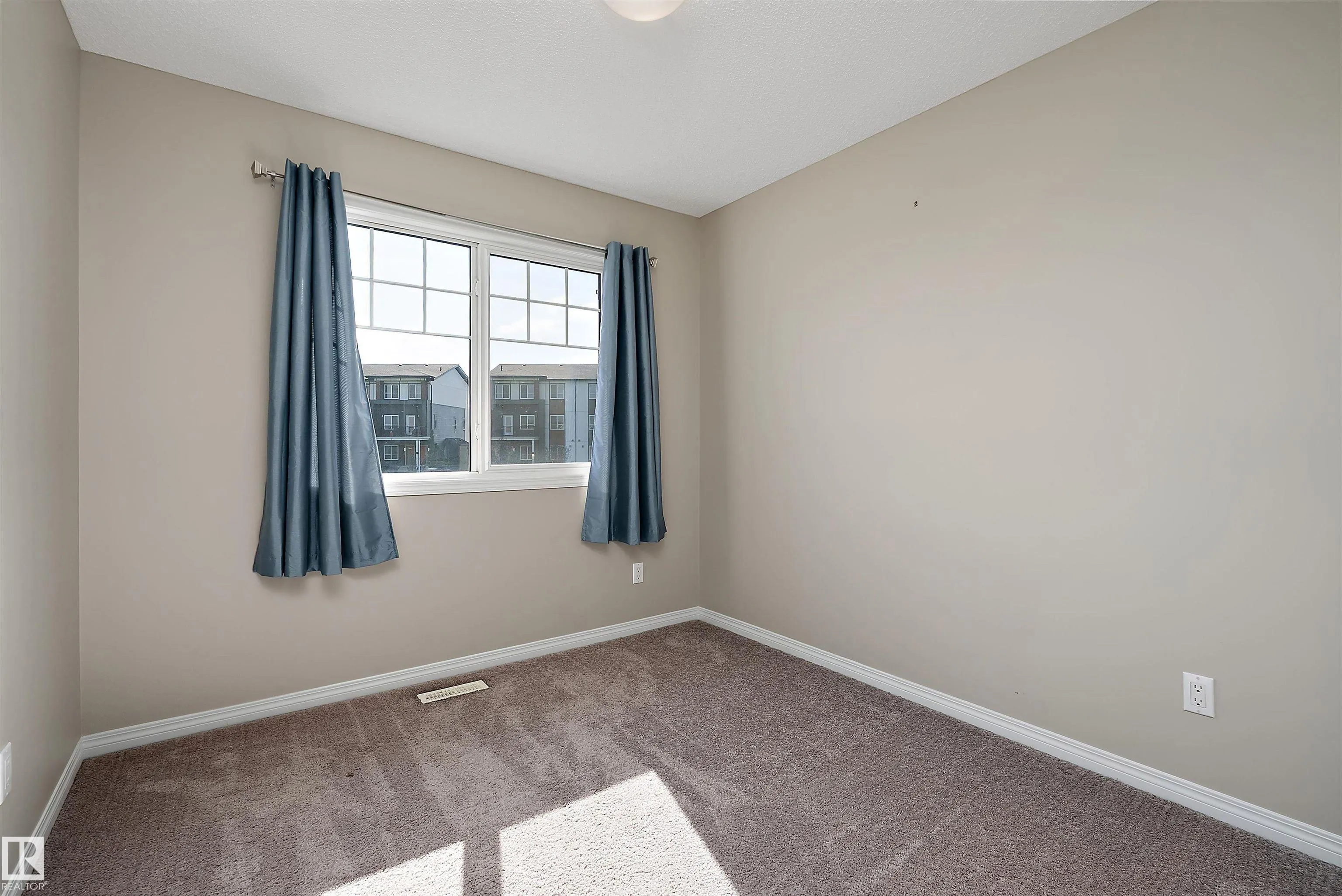 4037 PROWSE Lane