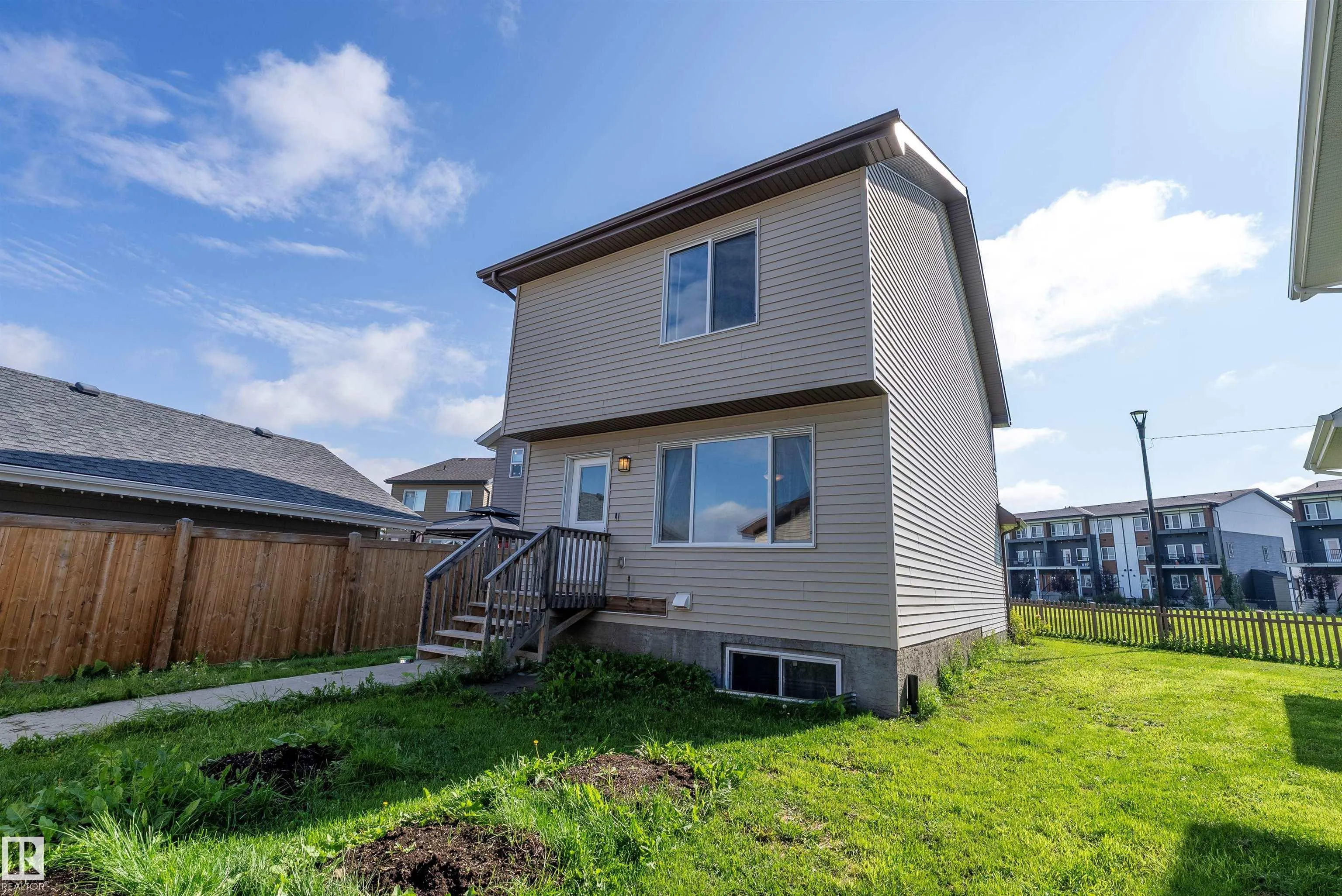4037 PROWSE Lane