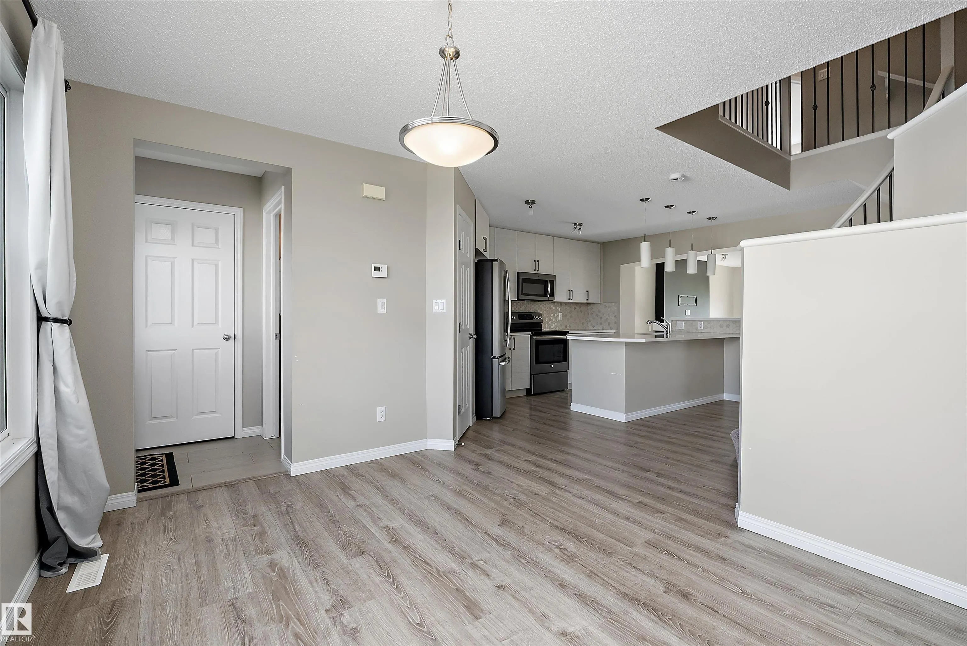 4037 PROWSE Lane