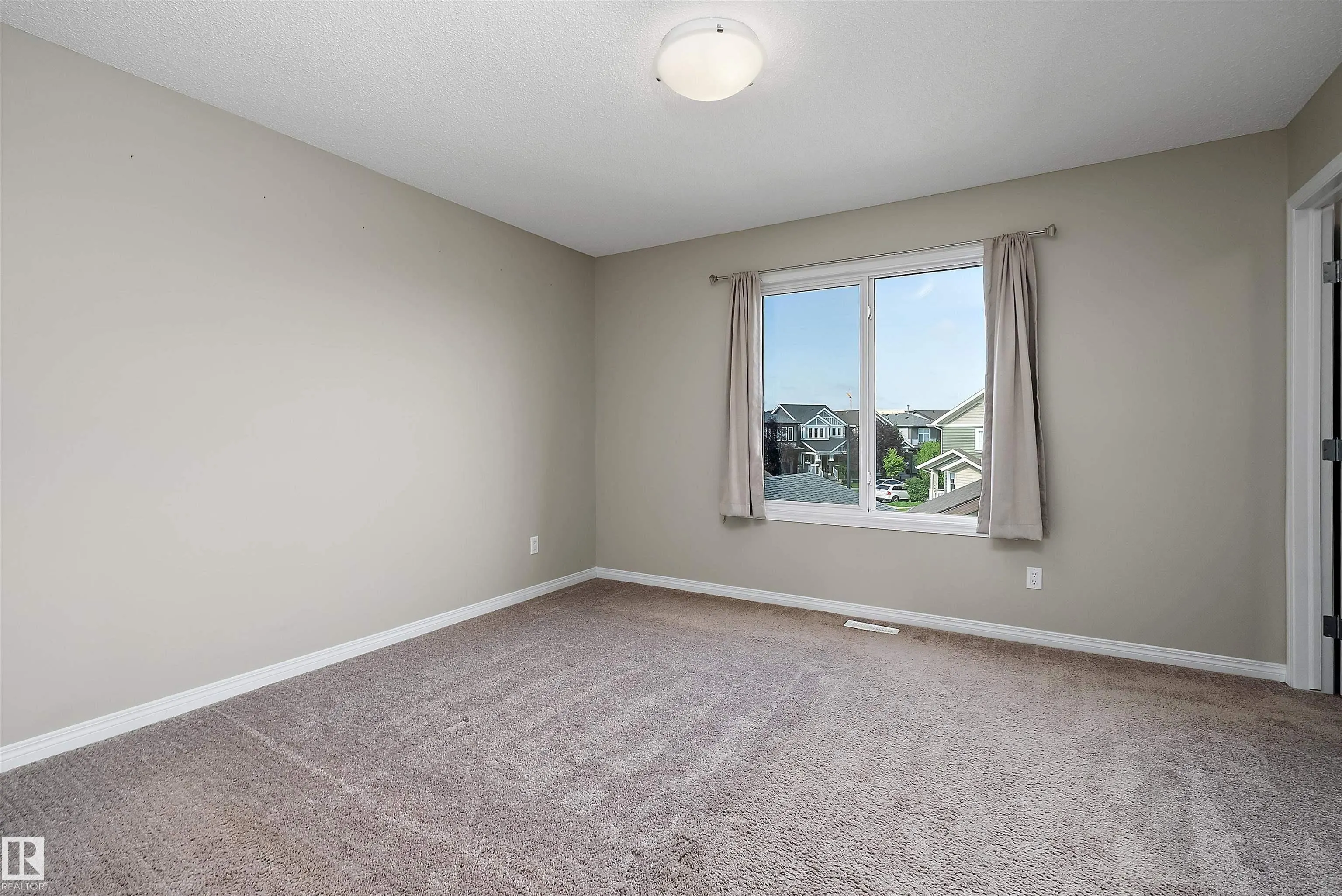 4037 PROWSE Lane