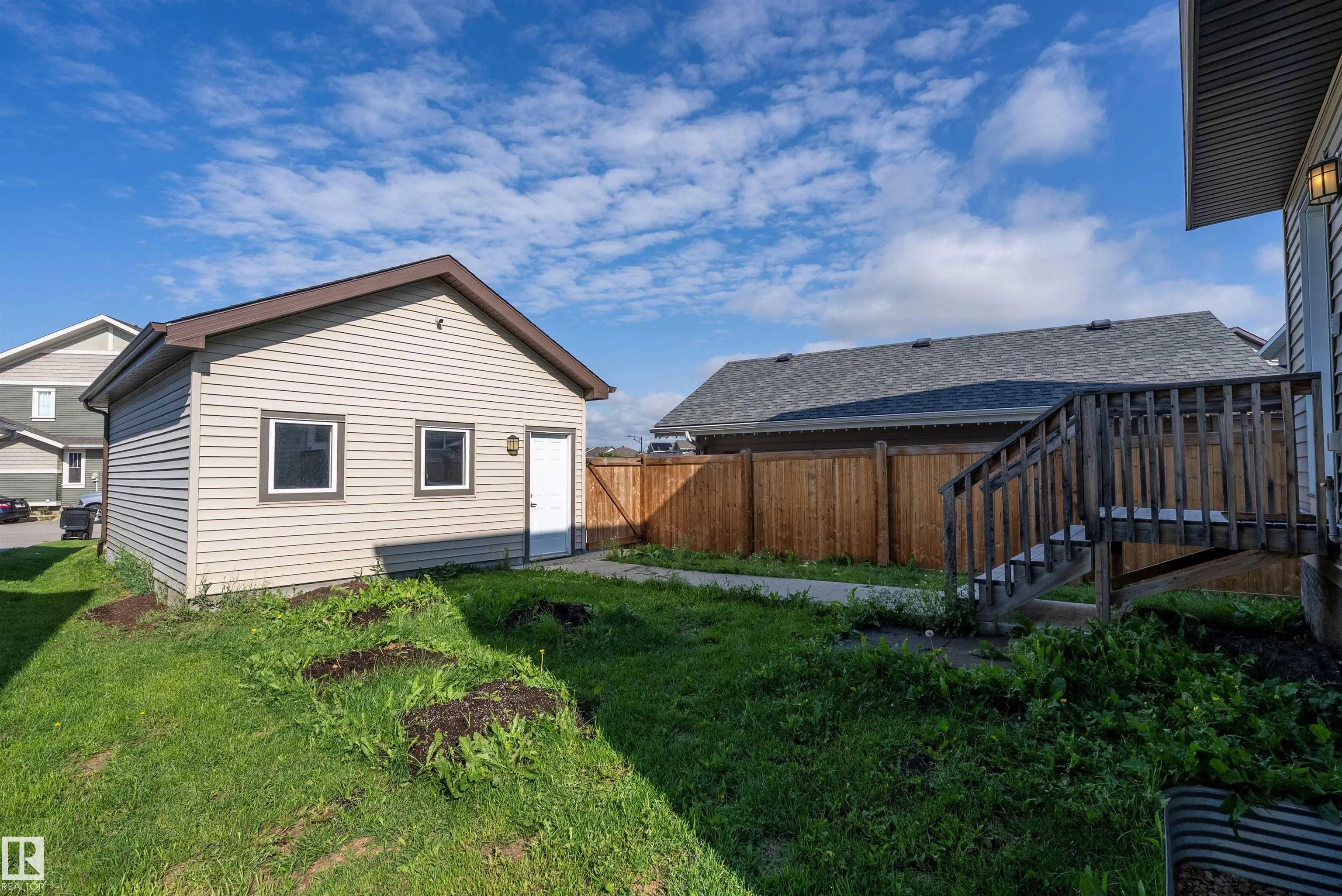 4037 PROWSE Lane