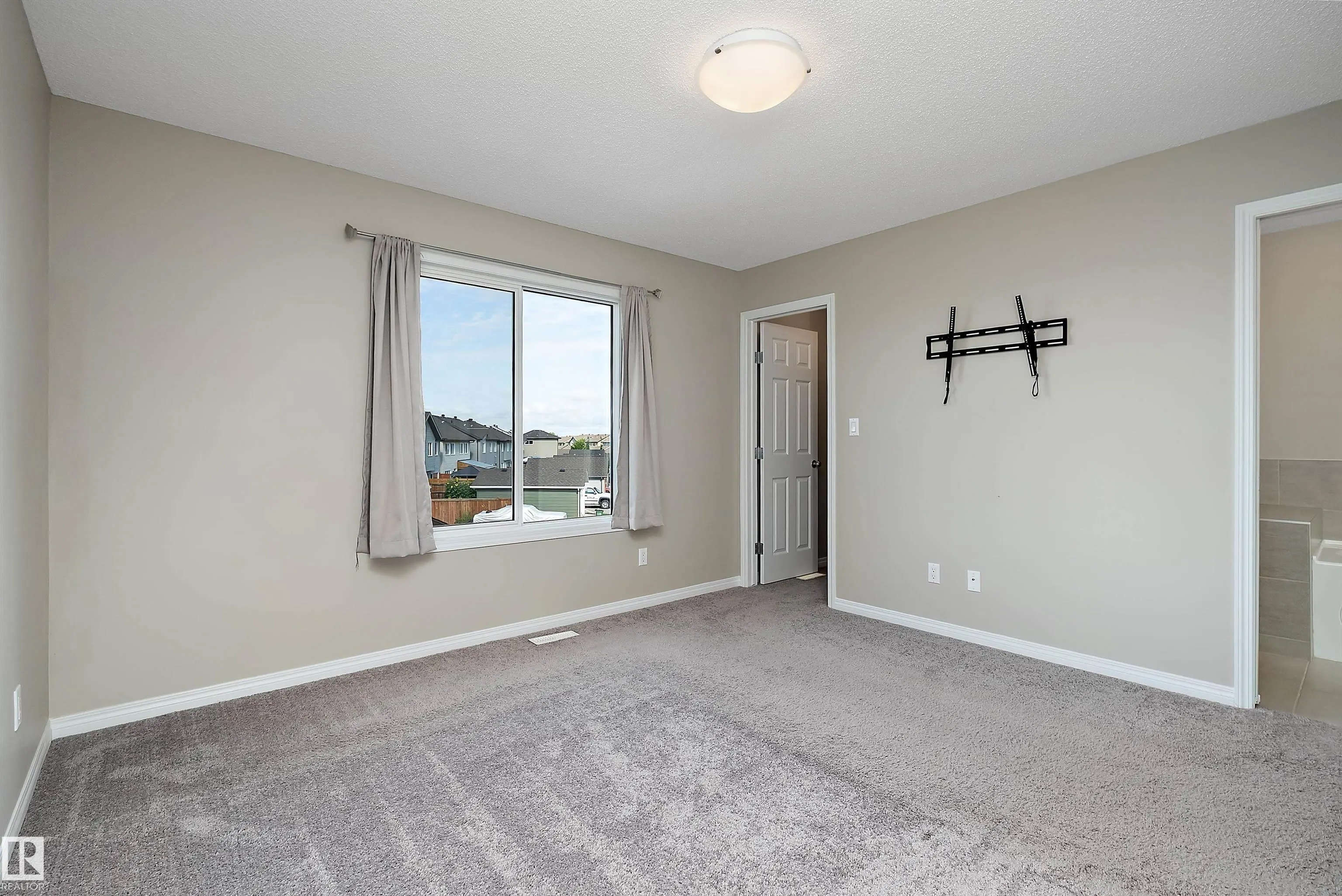 4037 PROWSE Lane