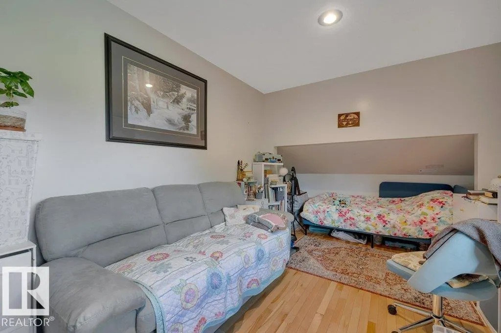 475063 RGE ROAD 260