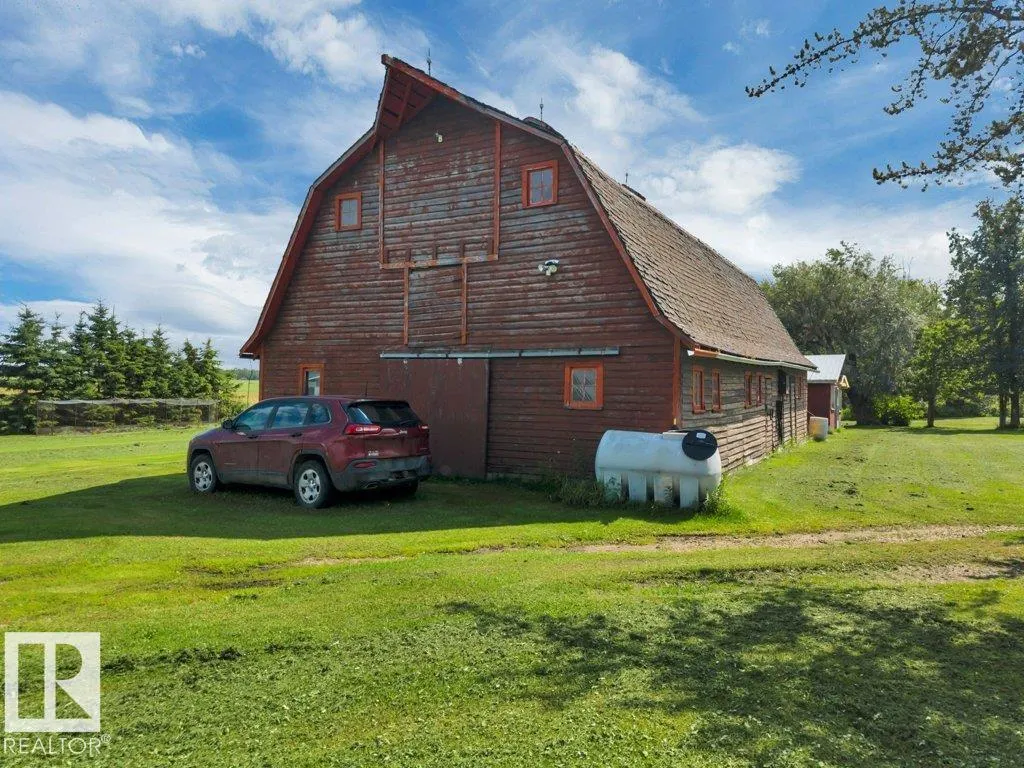 475063 RGE ROAD 260