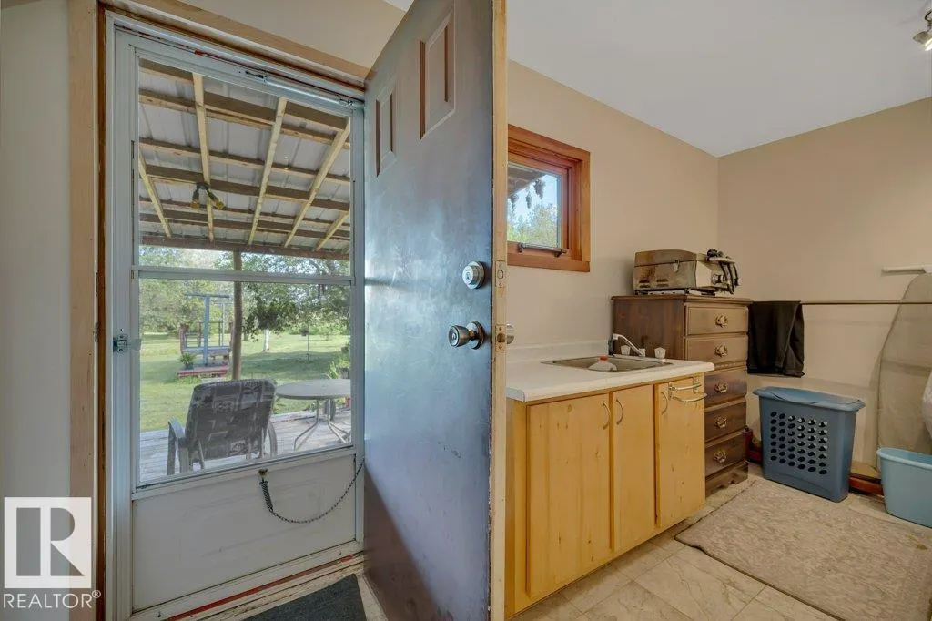475063 RGE ROAD 260