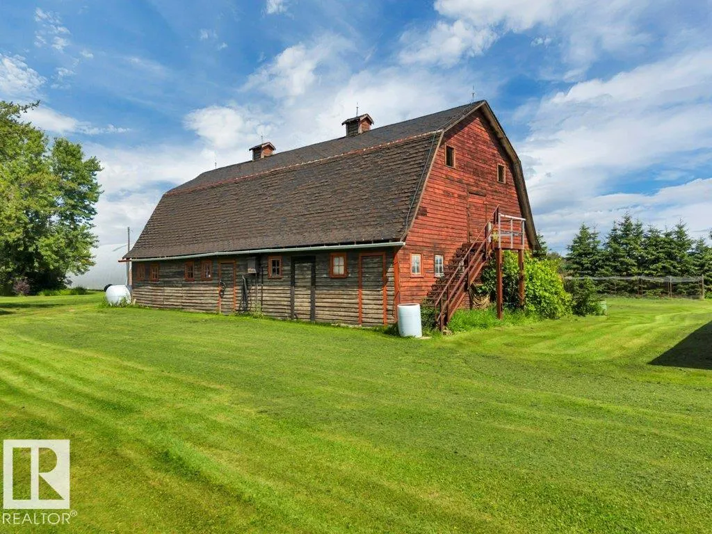 475063 RGE ROAD 260