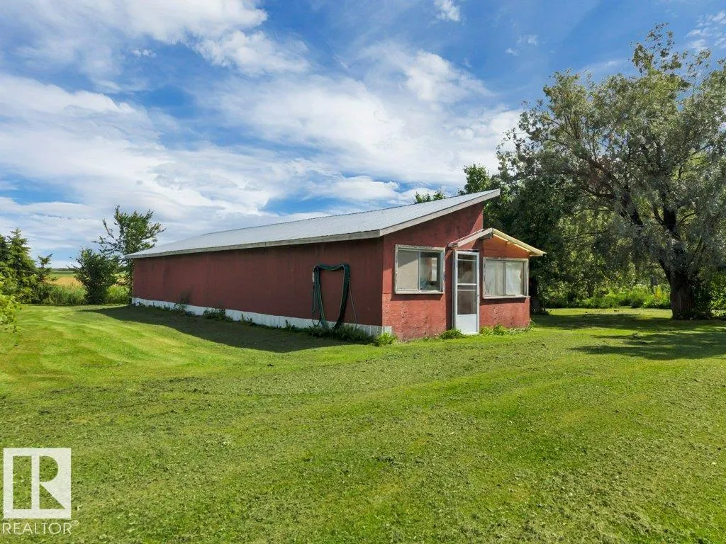 475063 RGE ROAD 260