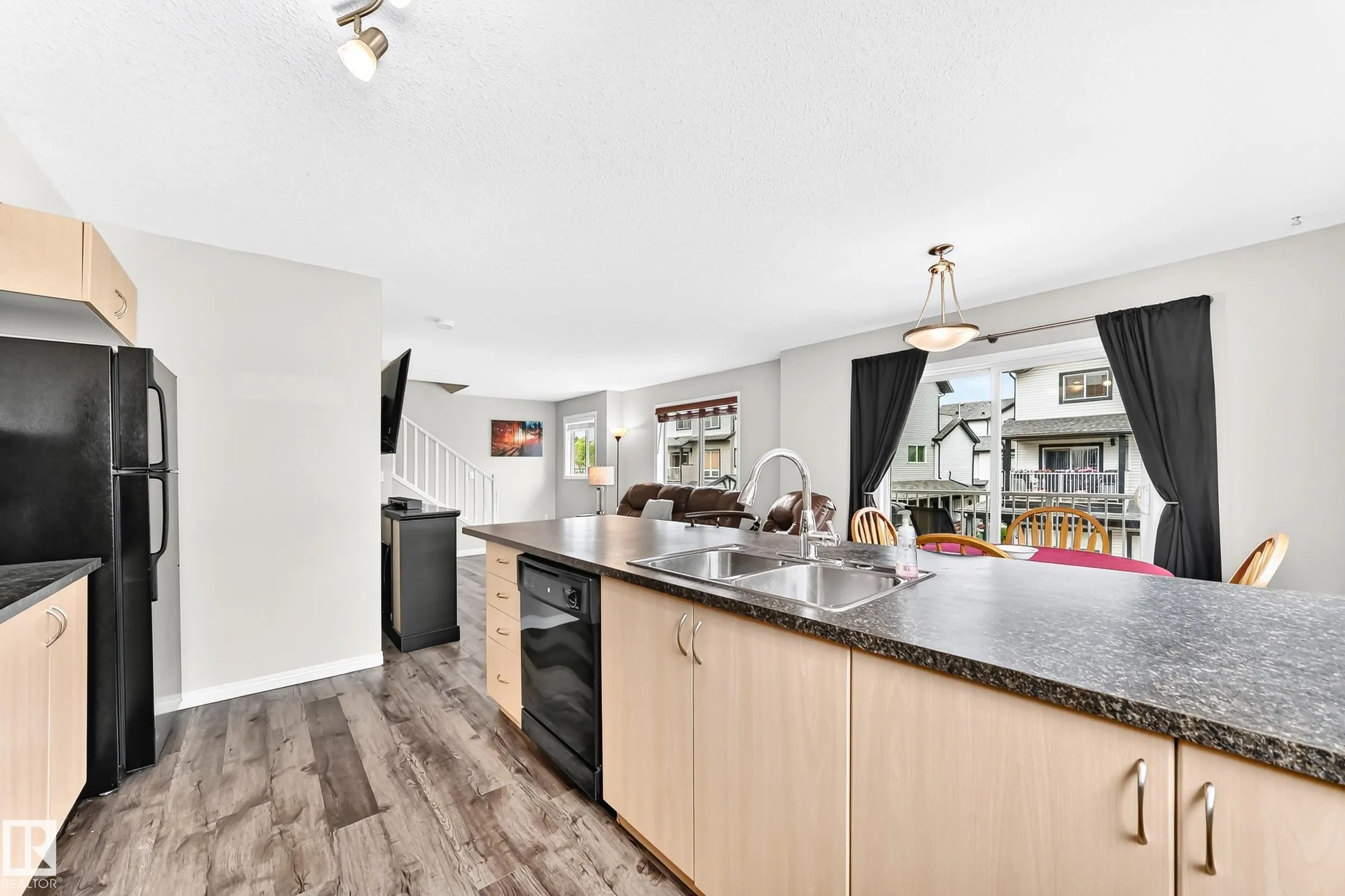 11 CLOVER BAR Lane