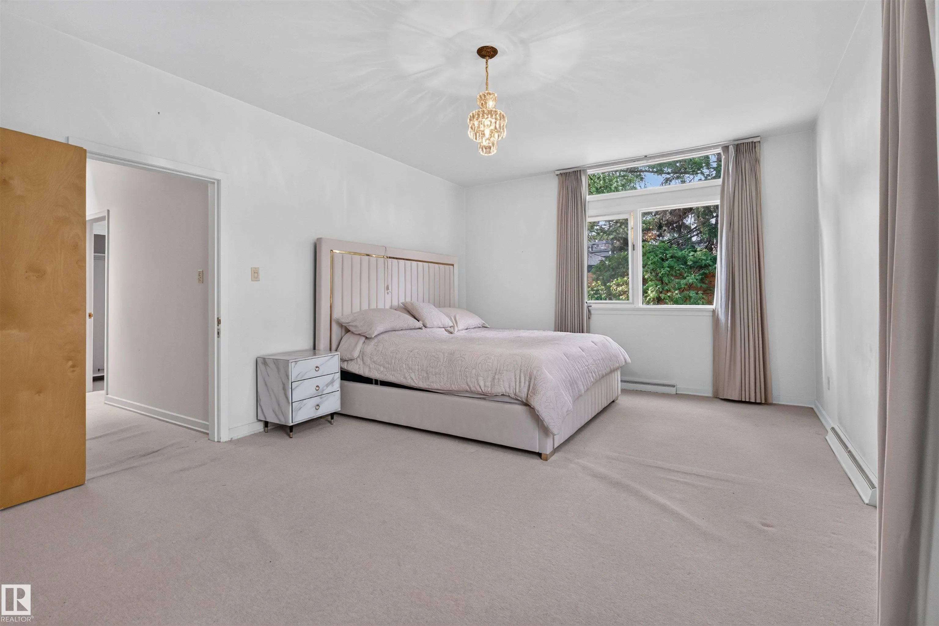 13842 RAVINE Drive