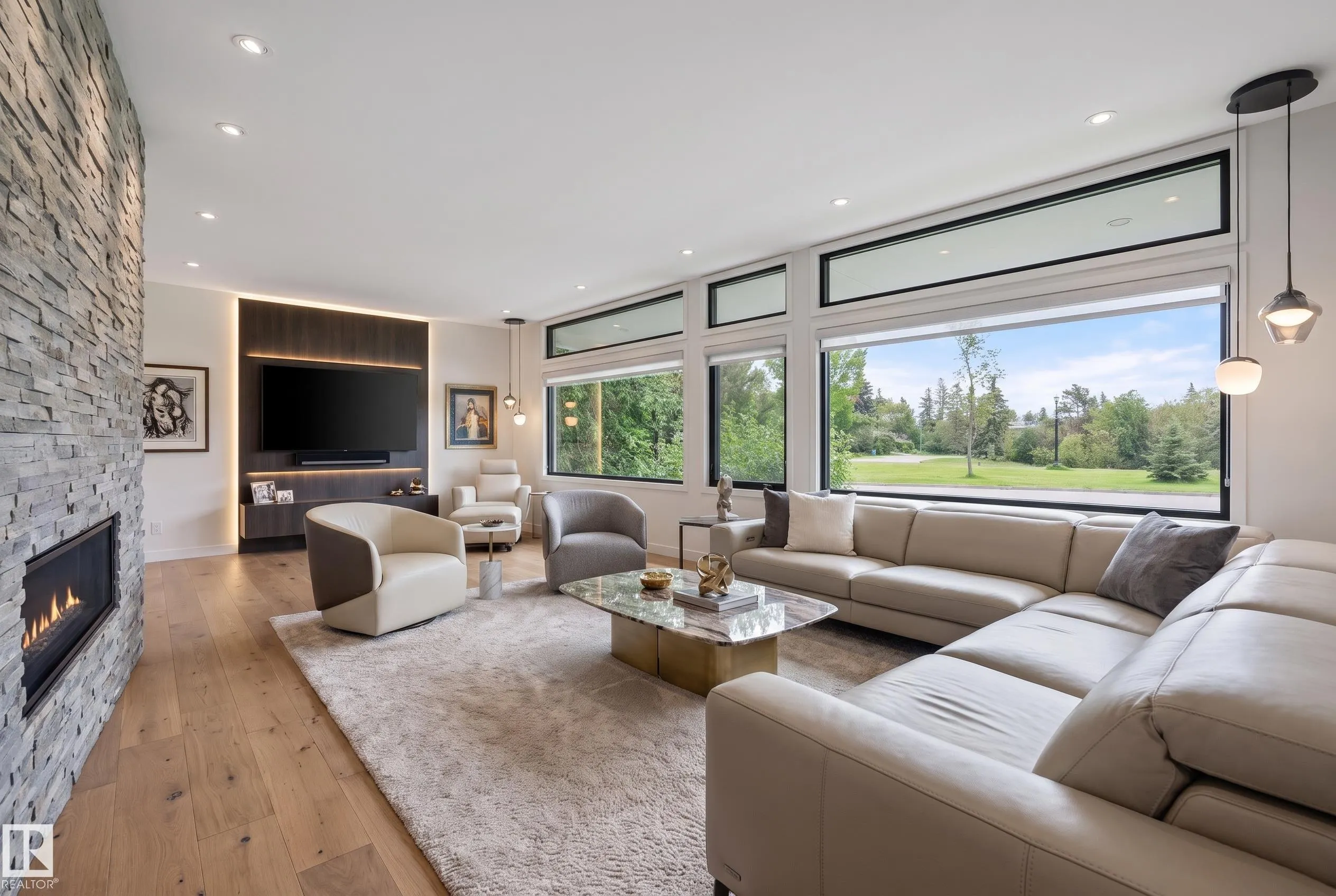 13842 RAVINE Drive