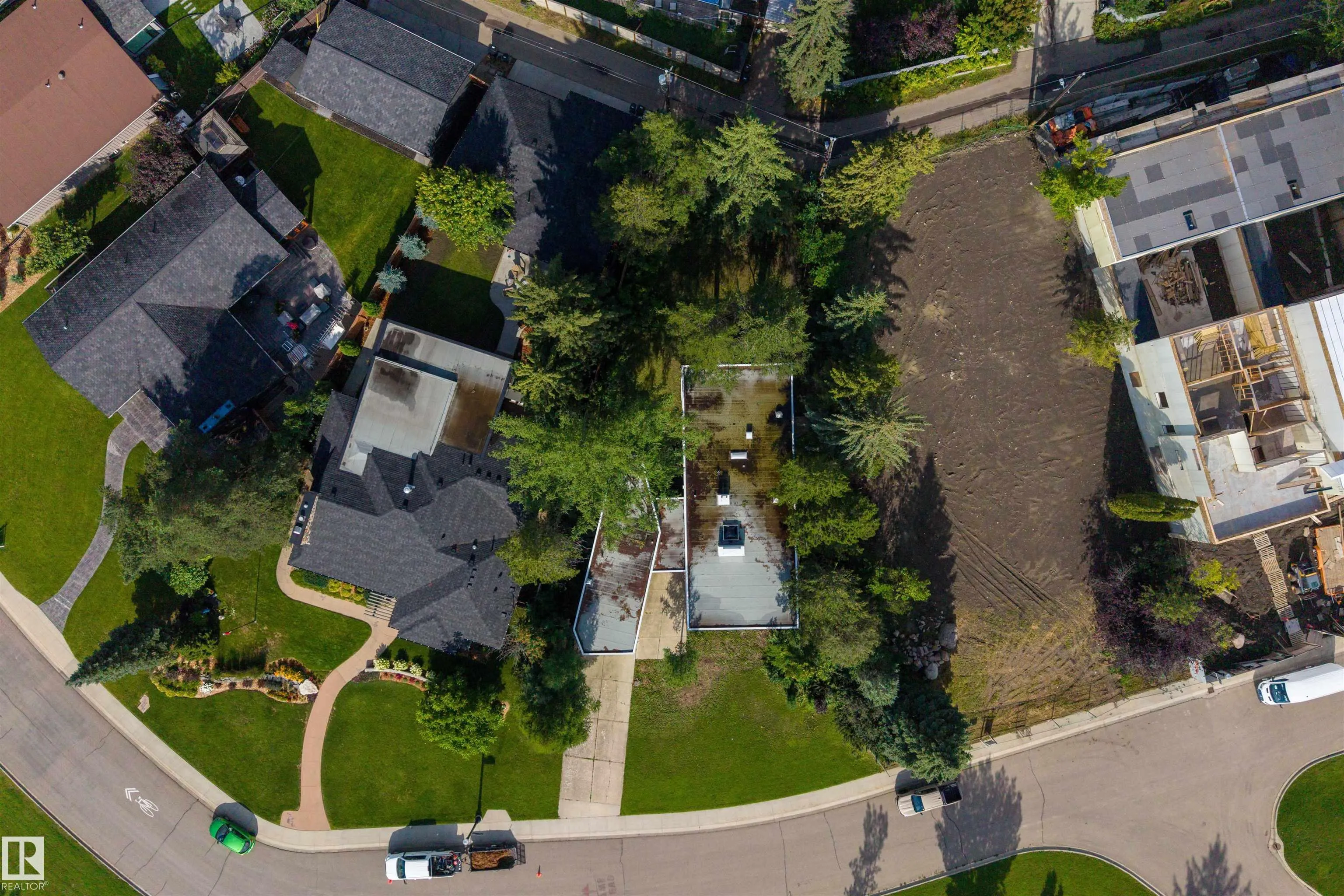 13842 RAVINE Drive