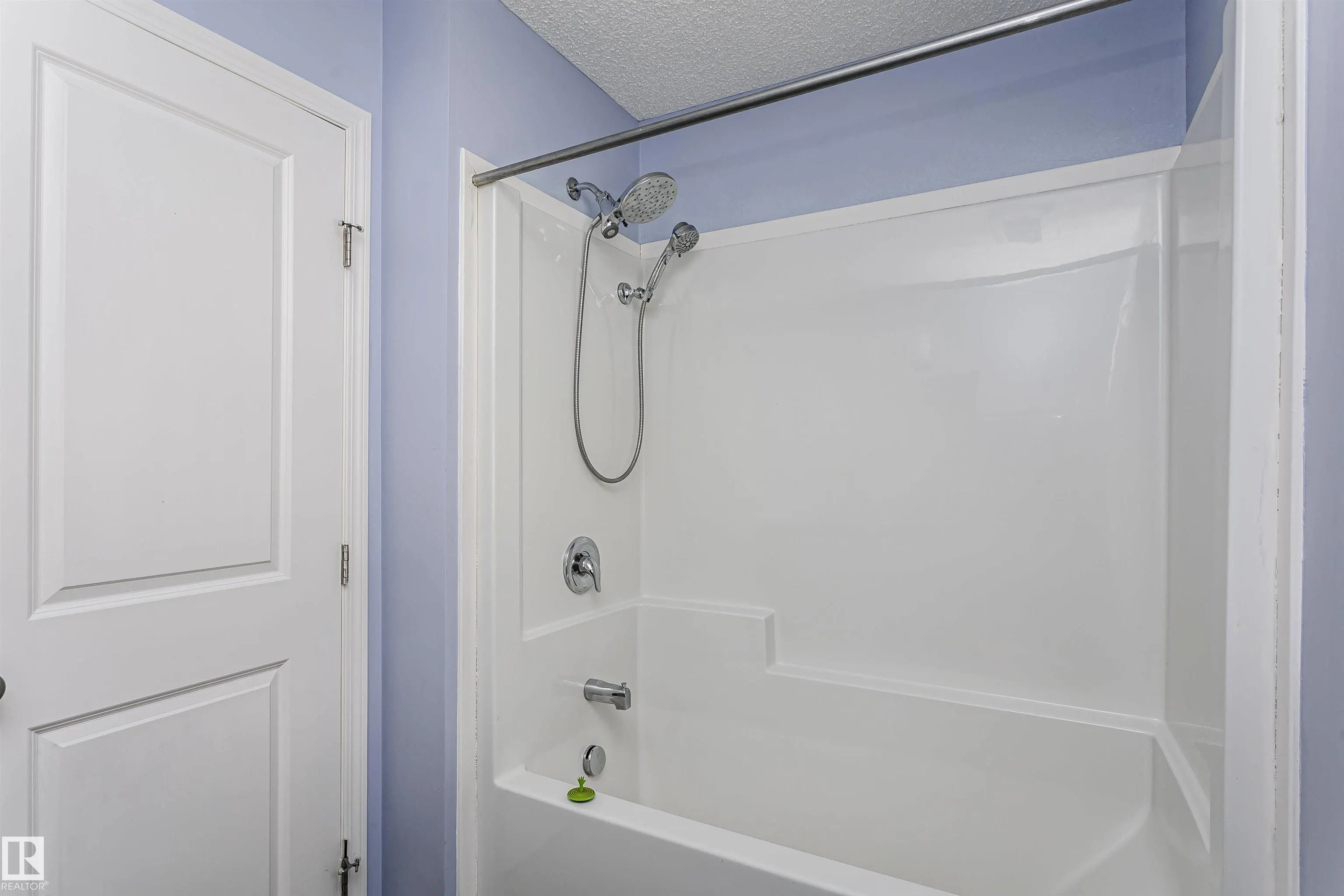 8103 CHAPPELLE Way