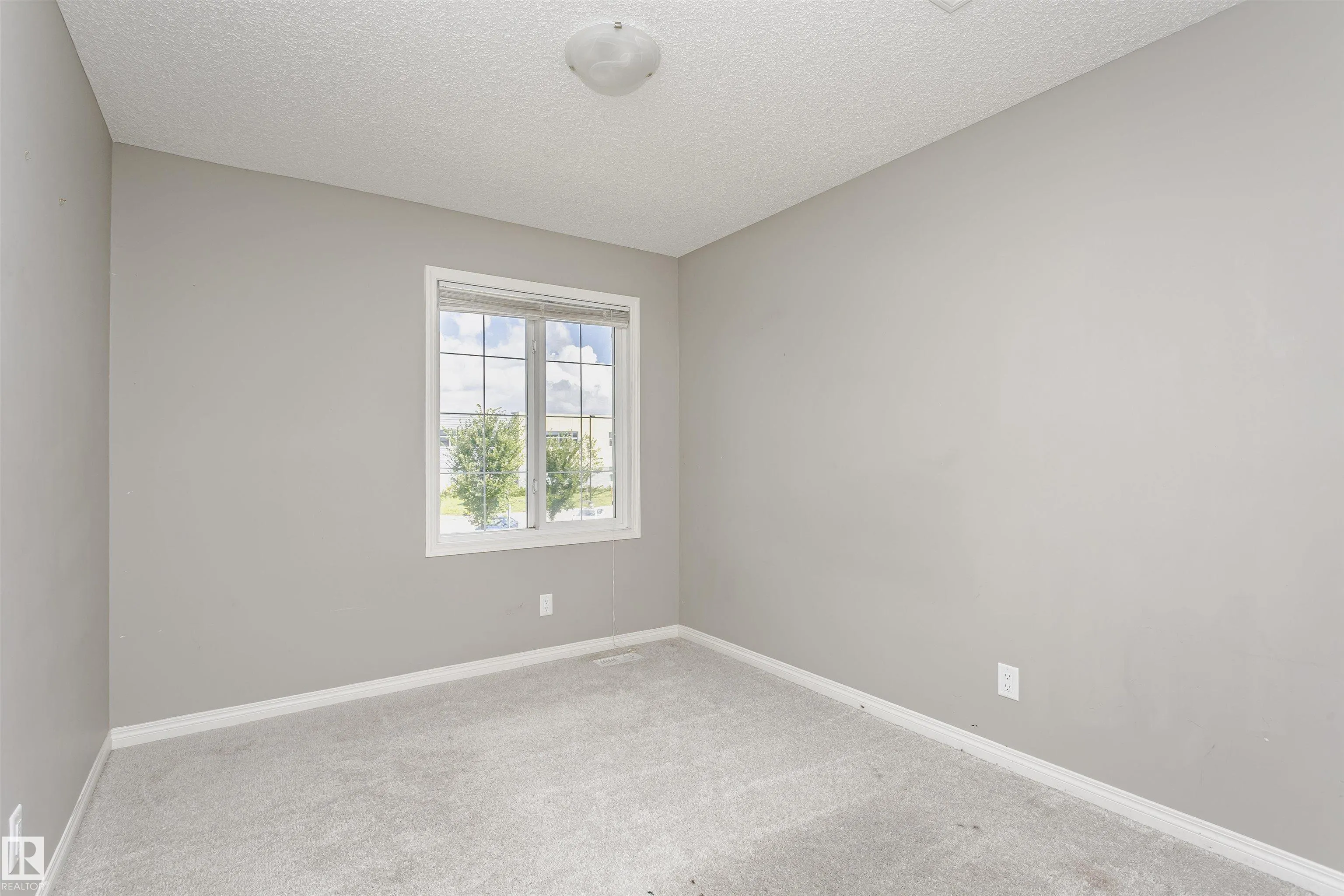 8103 CHAPPELLE Way
