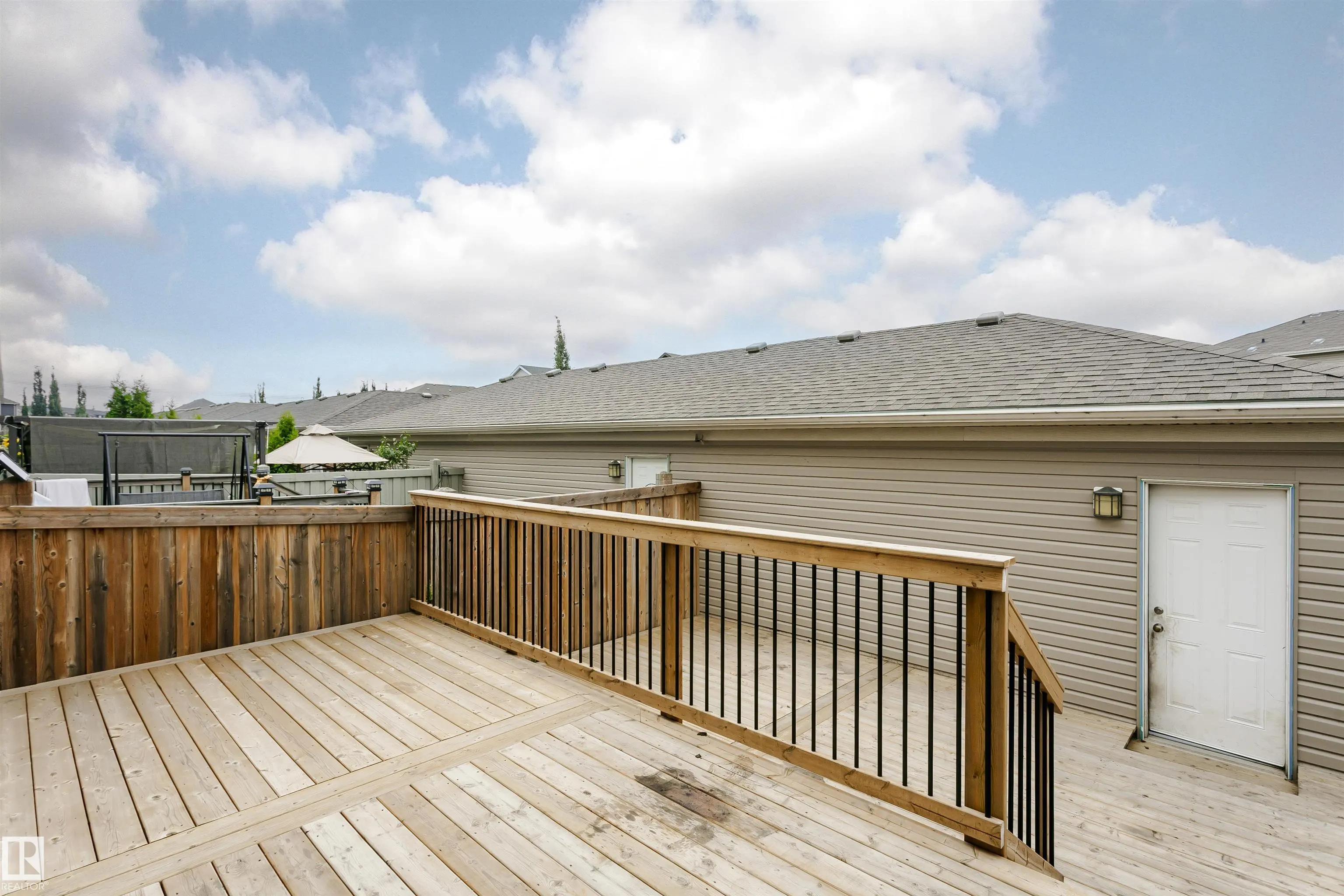 8103 CHAPPELLE Way