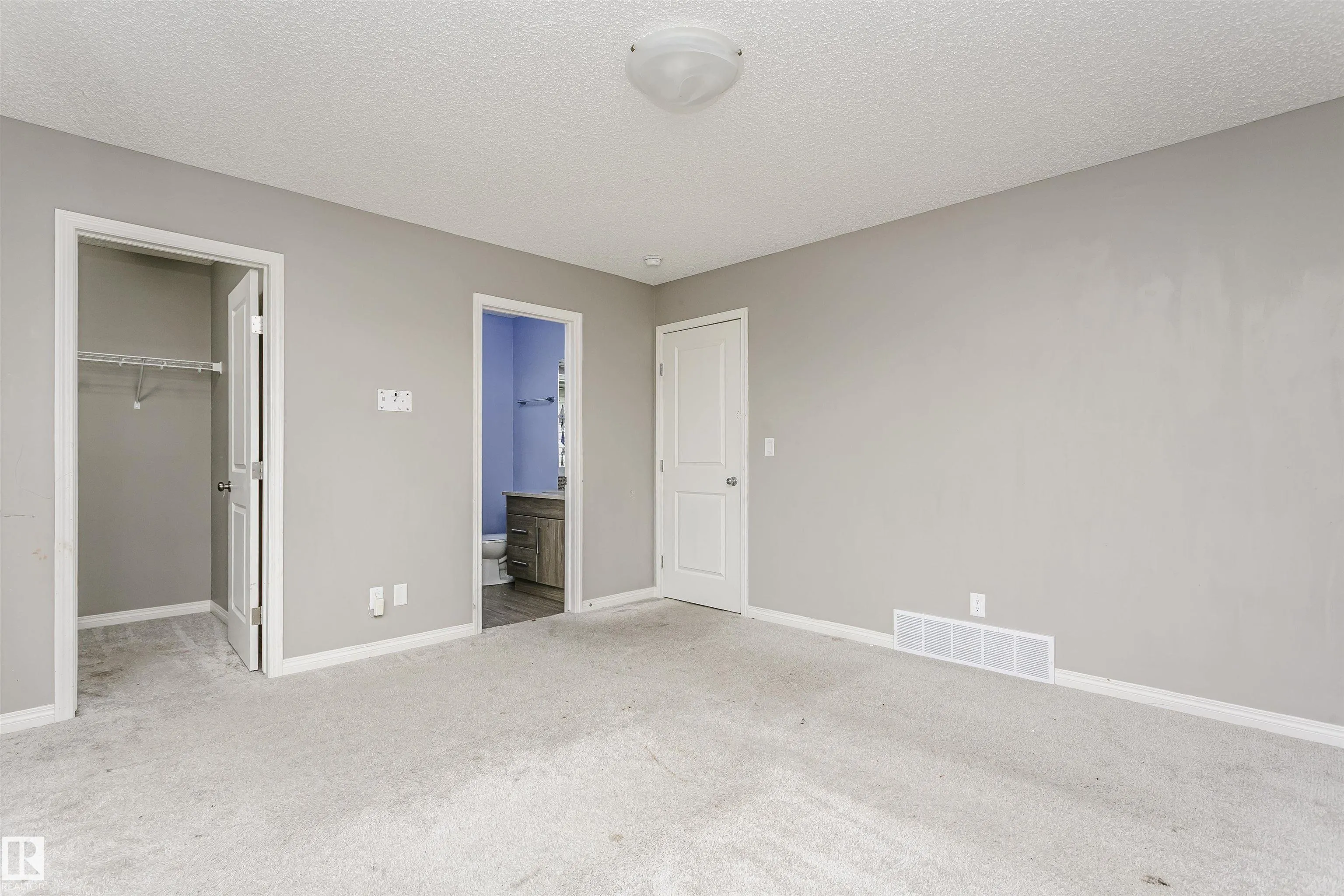 8103 CHAPPELLE Way