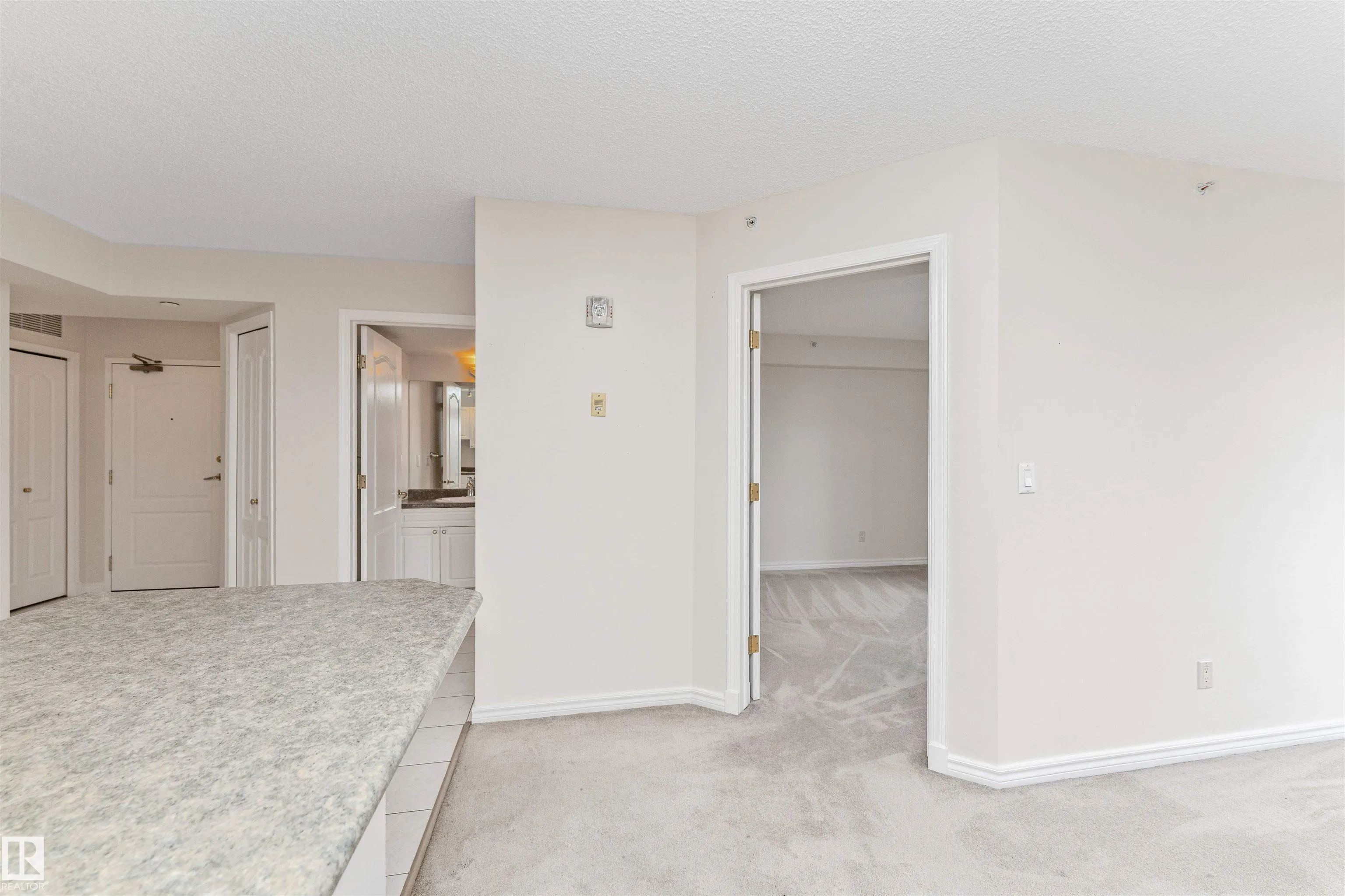 10909 103 Avenue