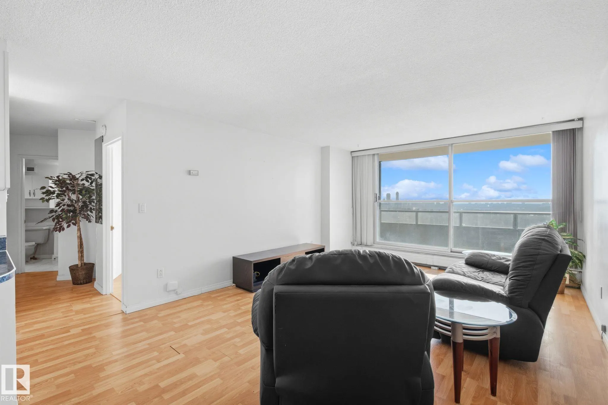 13910 STONY PLAIN Road