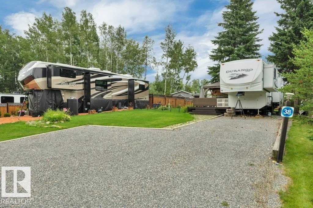 275060 Twp 463