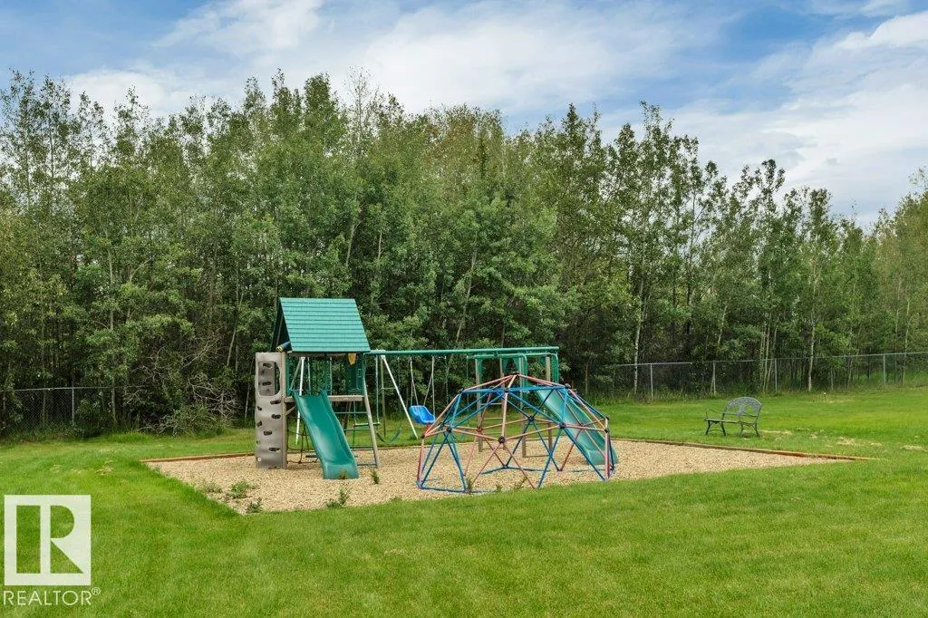 275060 Twp 463