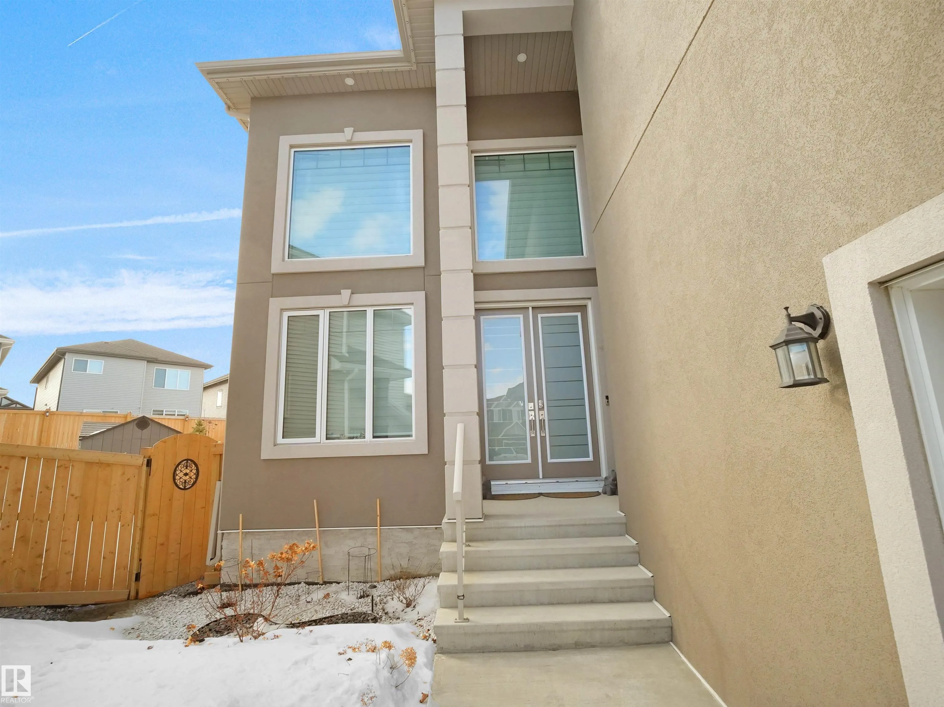 1208 25 Street