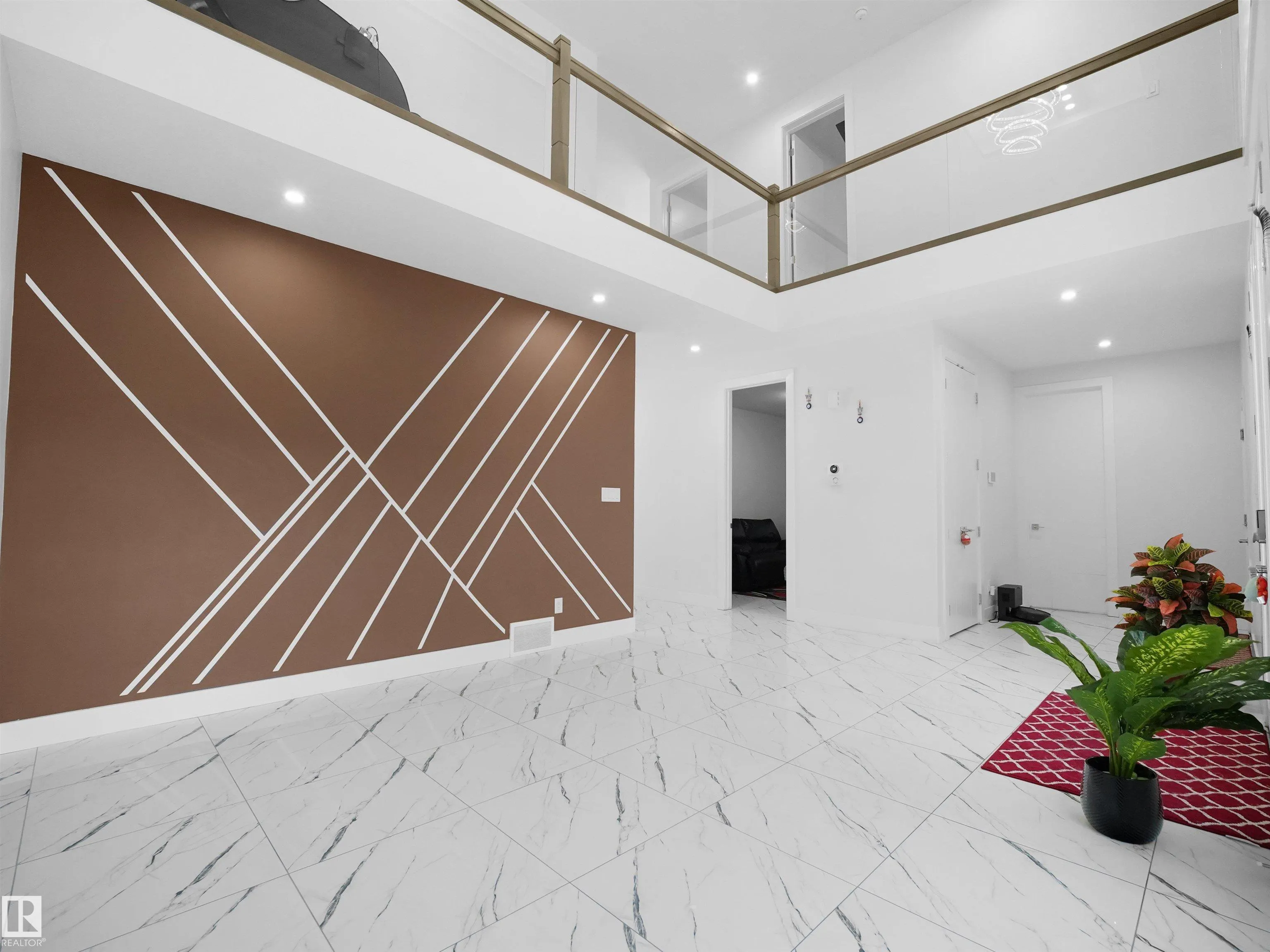 1208 25 Street