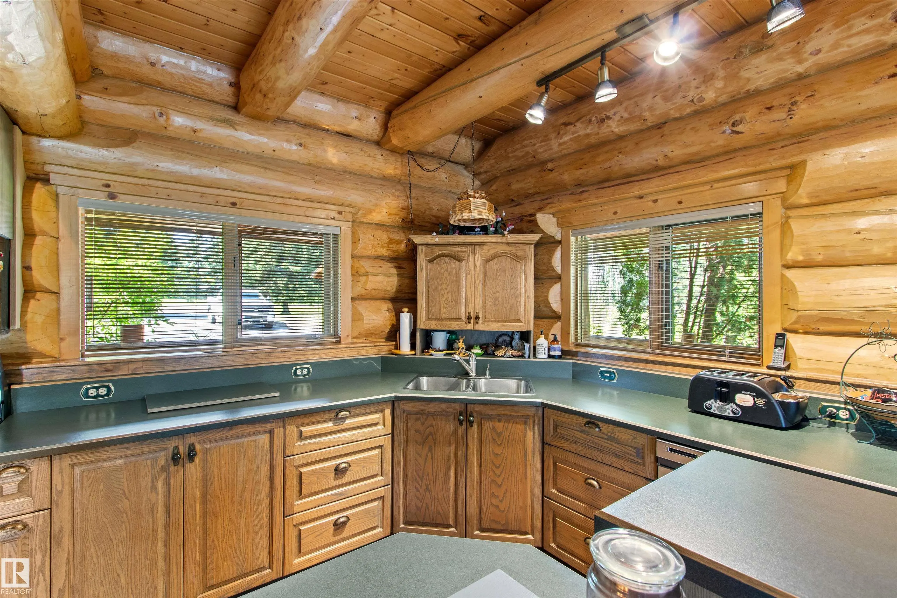 61075 TWP ROAD 462 A