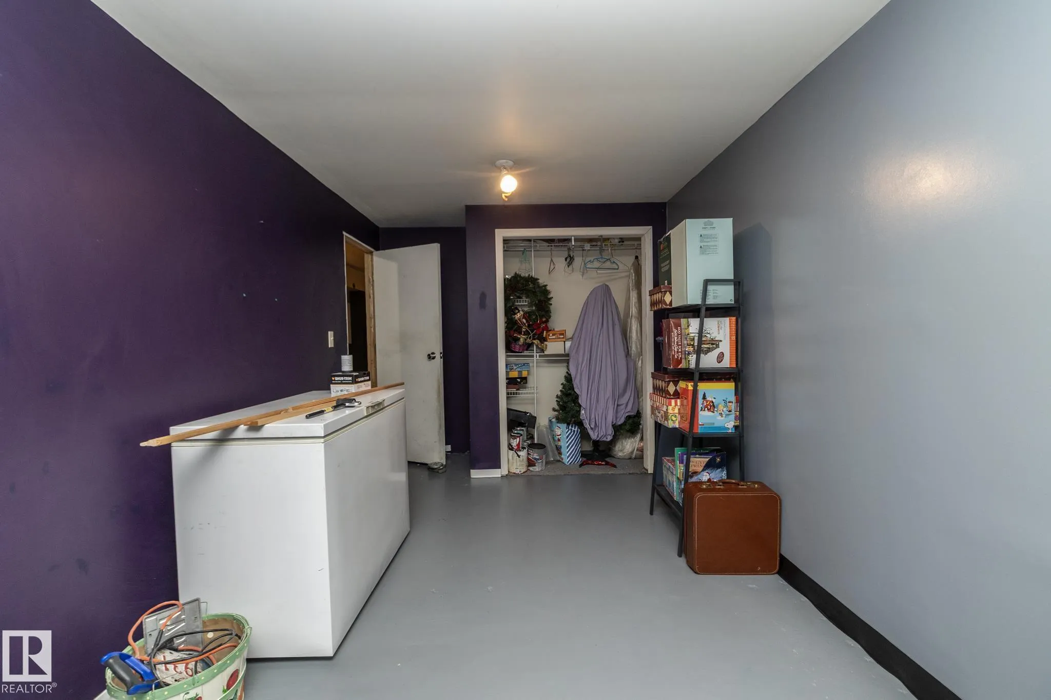 3608 44 Street