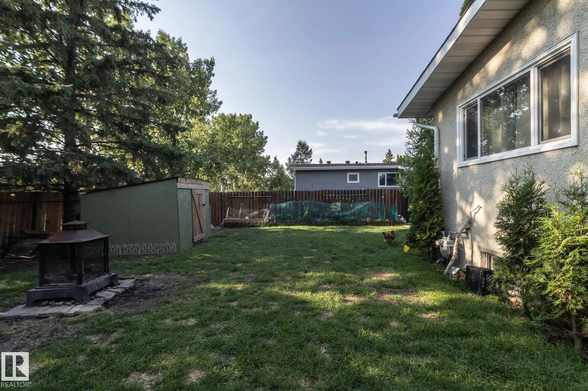 3608 44 Street