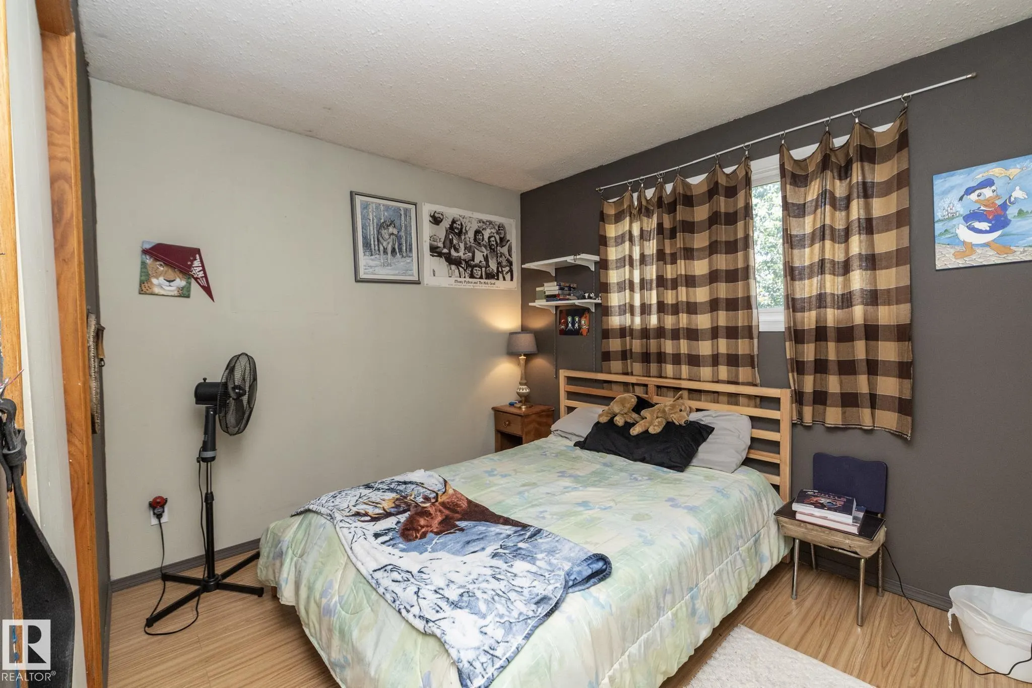 3608 44 Street