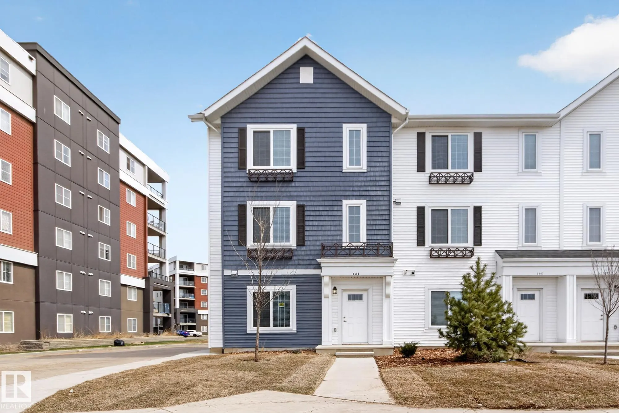 3607 James Mowatt Trail