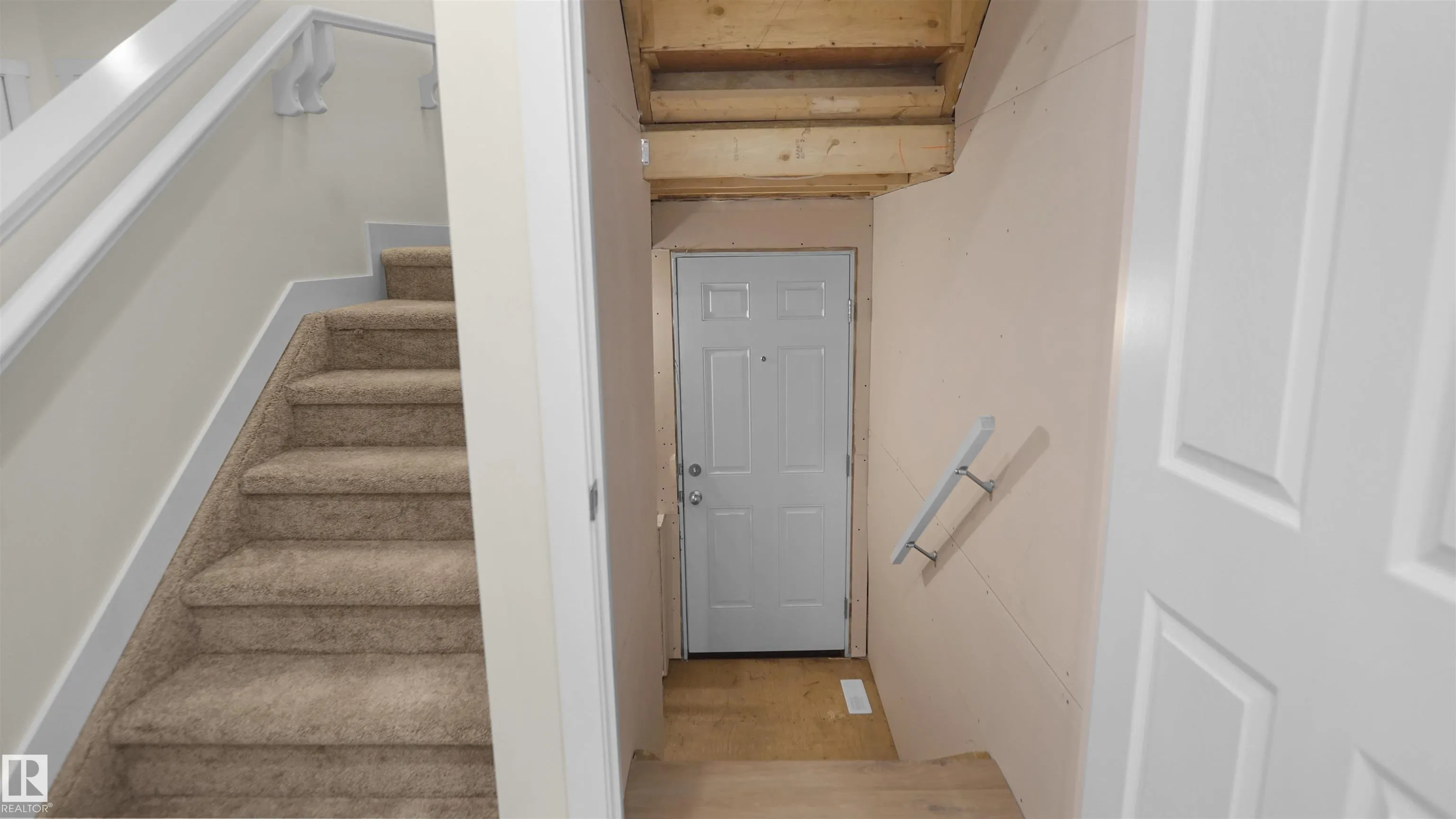 183 Munn Way