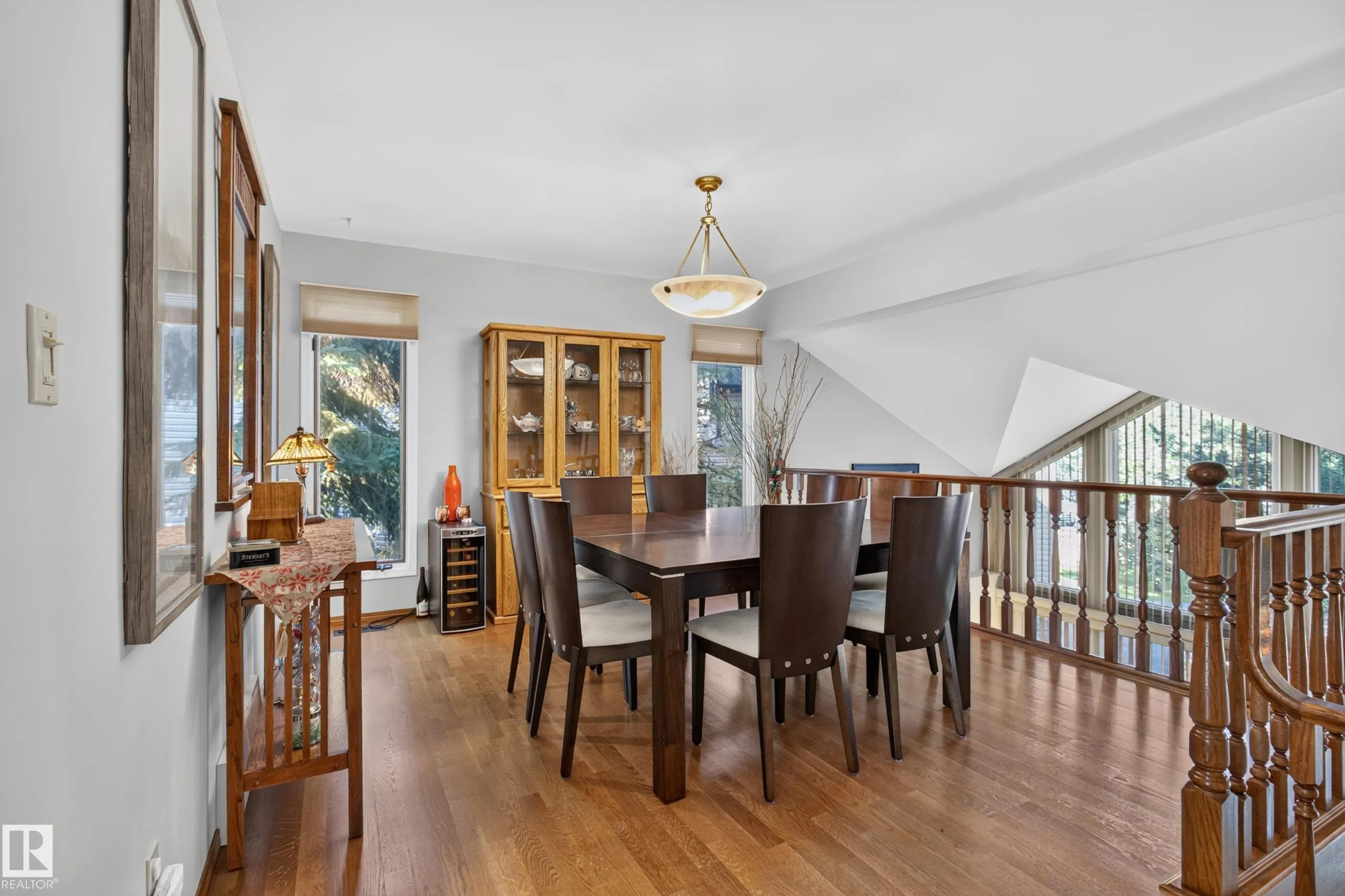15 HICKORY Crescent