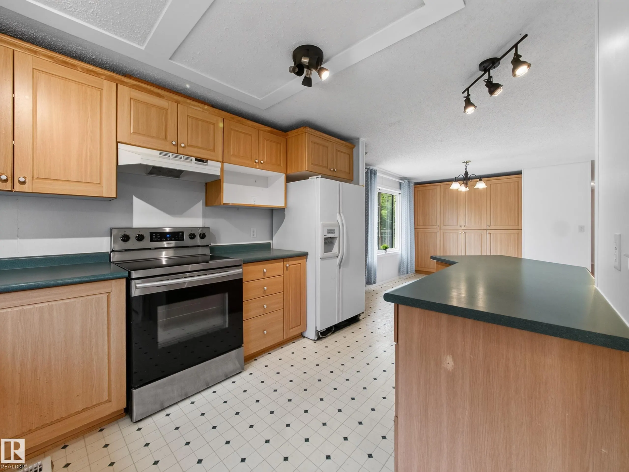 51208 range road 270
