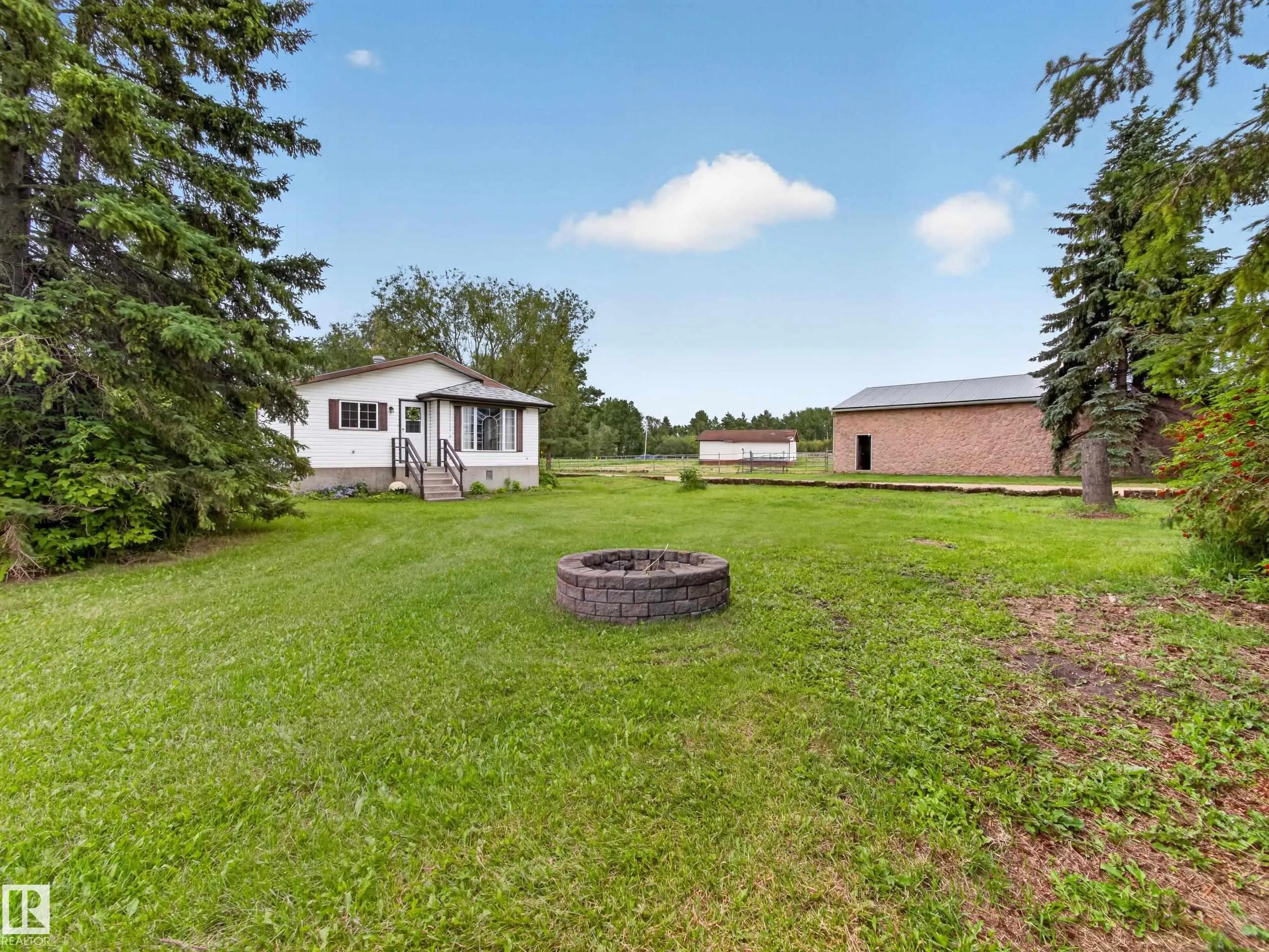 51208 range road 270