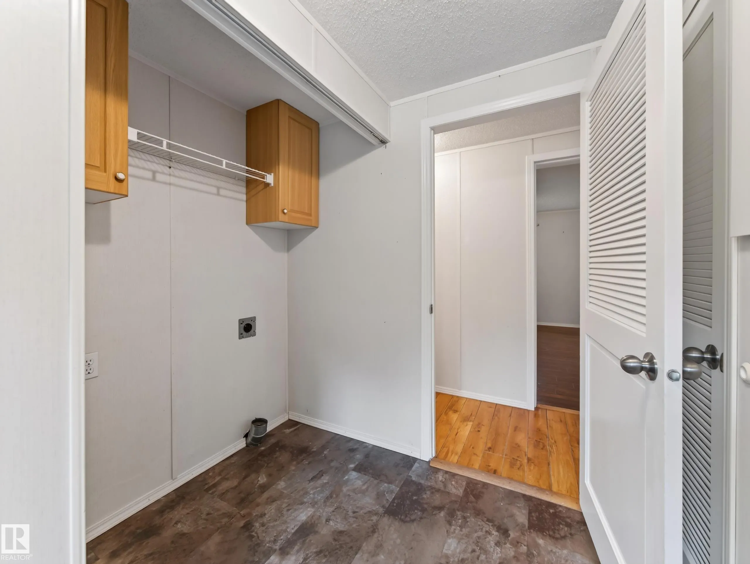 51208 range road 270