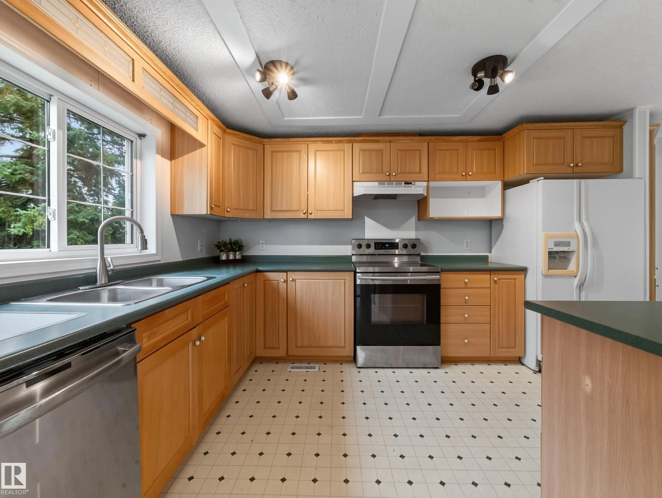51208 range road 270