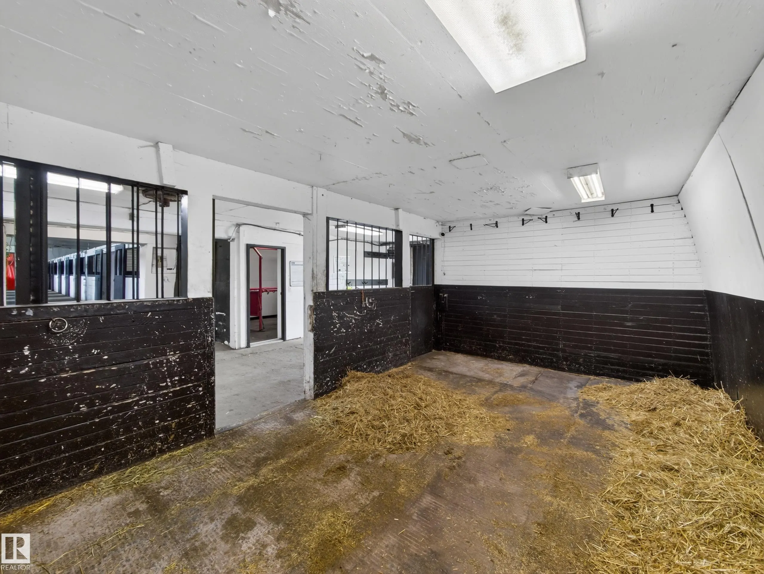 51208 range road 270