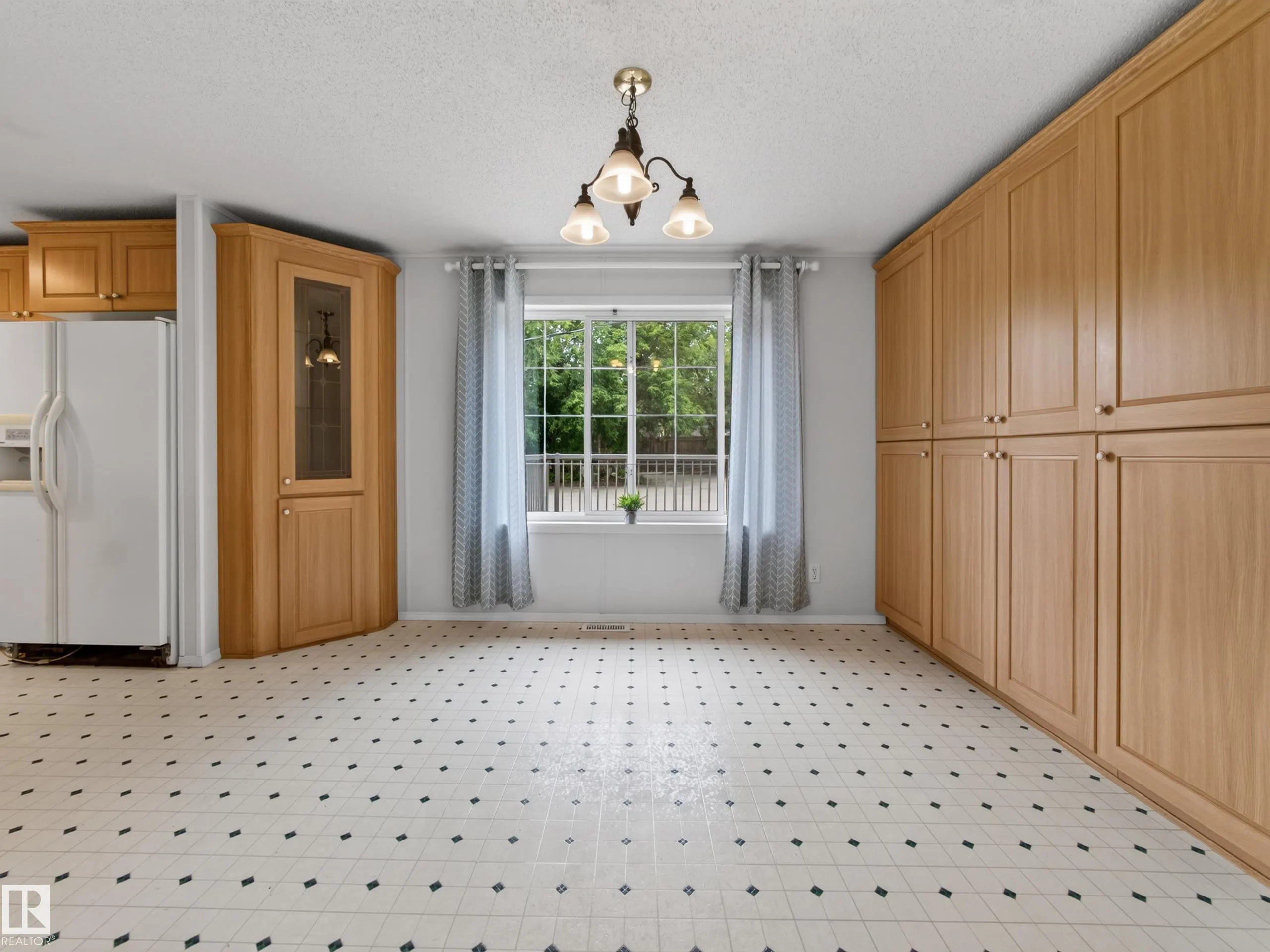 51208 range road 270