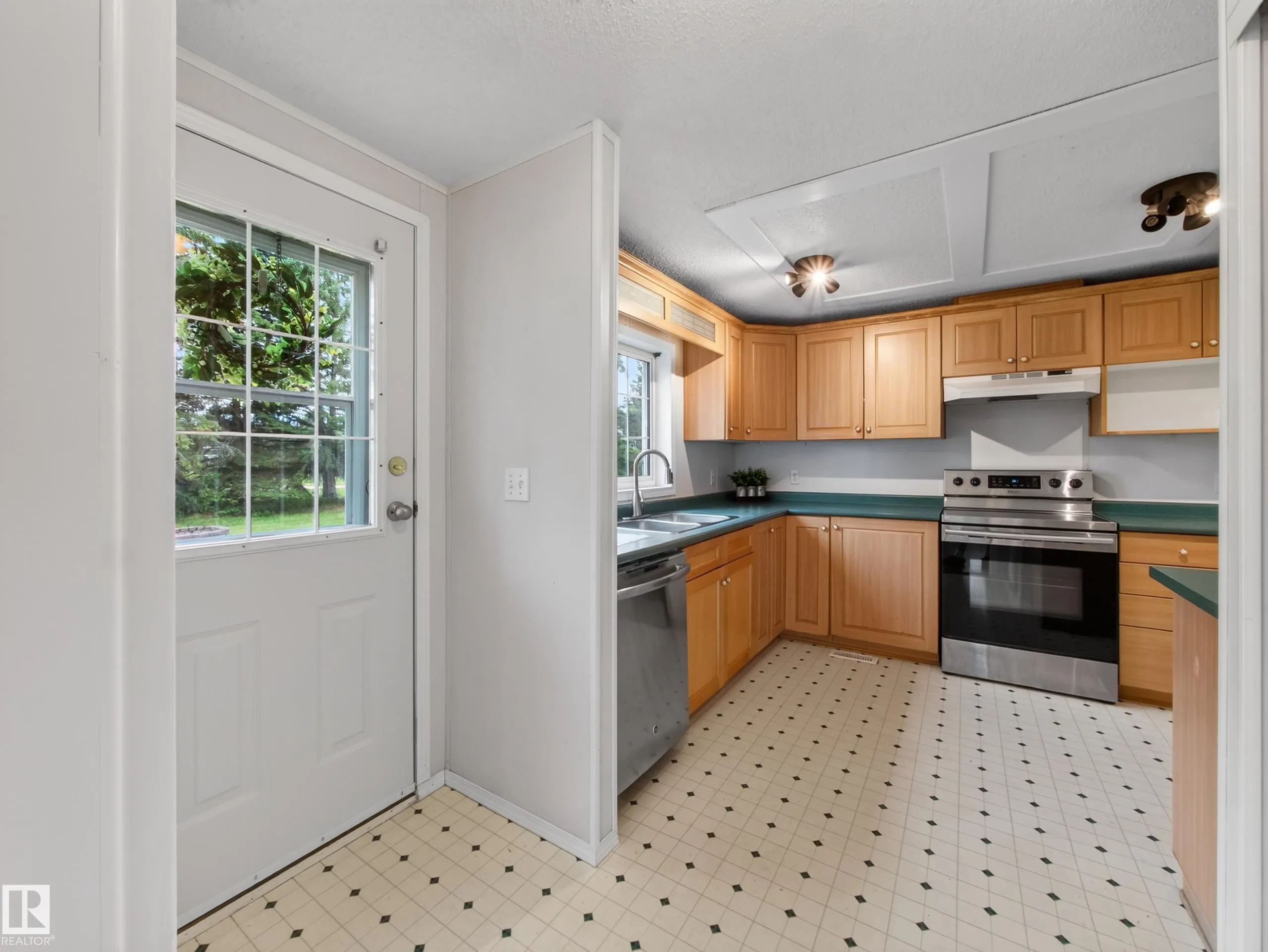51208 range road 270