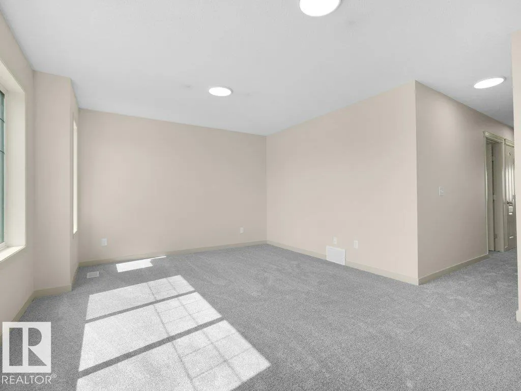 3010 17A Ave
